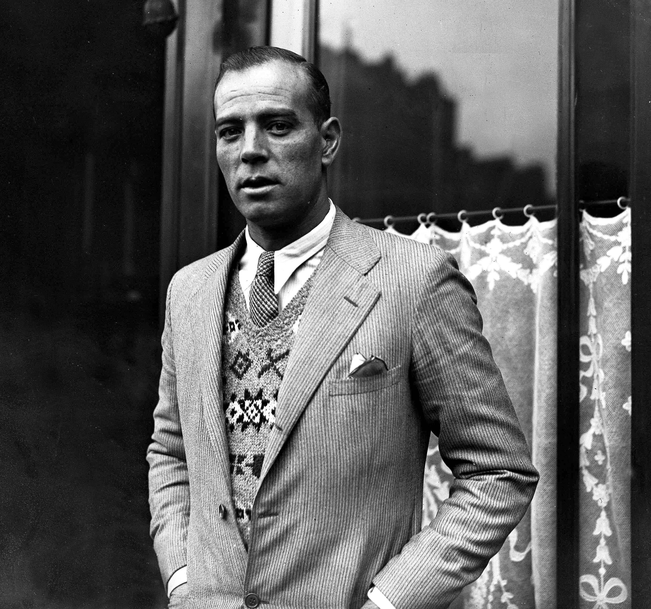 ภาพถ่ายริคาร์โด ซาโมรา นักฟุตบอลชาวสเปน ปี 1934 วอลเปเปอร์