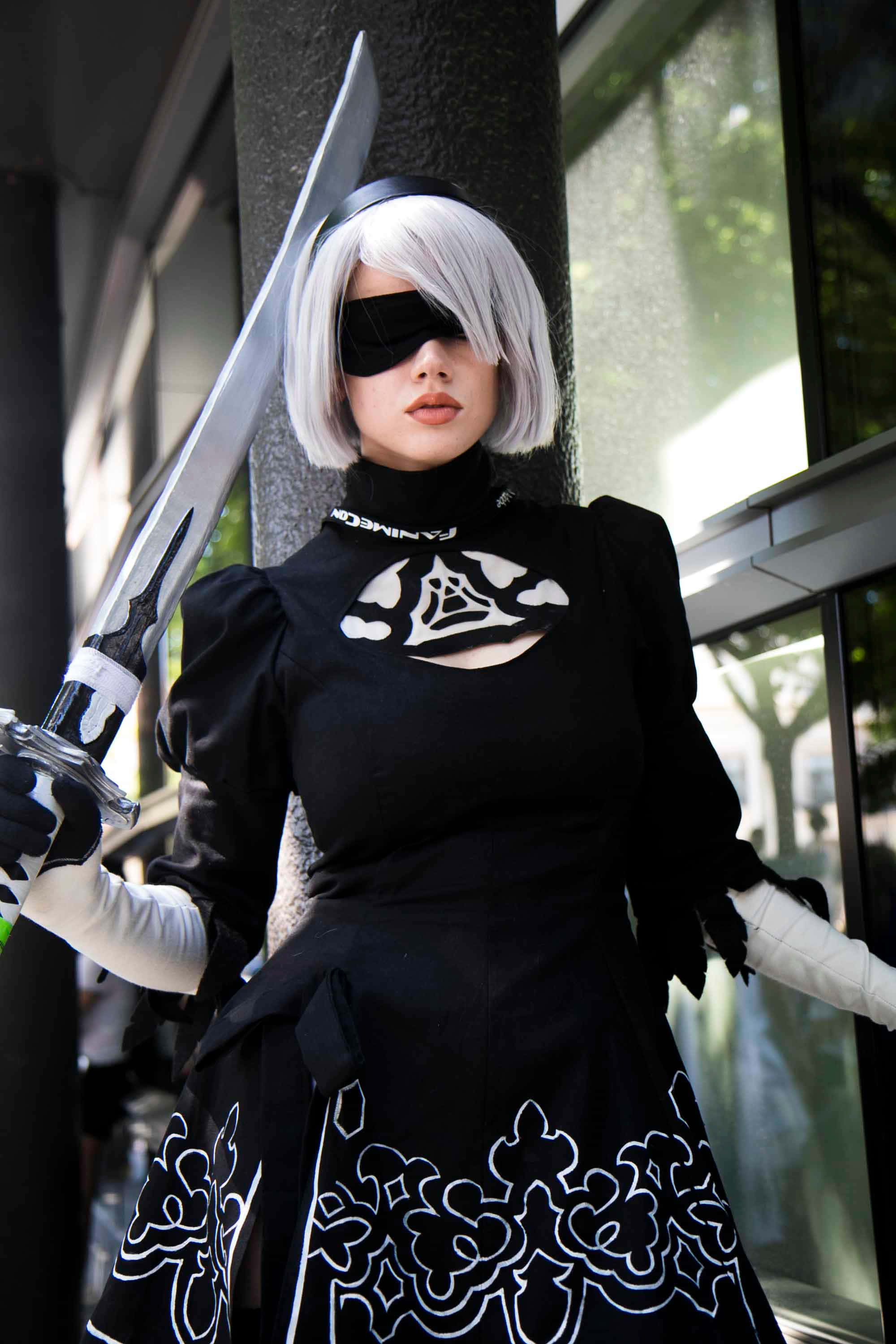 "2B – นักรบแอนดรอยด์สูงสุด" วอลเปเปอร์