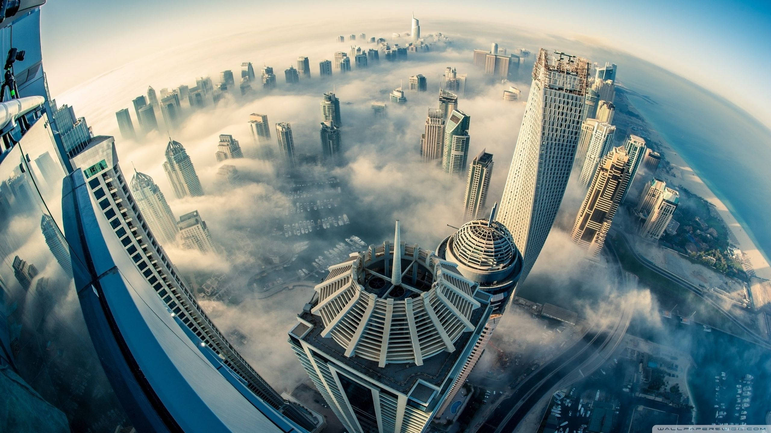 ทิวทัศน์เมืองของตึกระฟ้าสมัยใหม่ในความละเอียด 4K วอลเปเปอร์