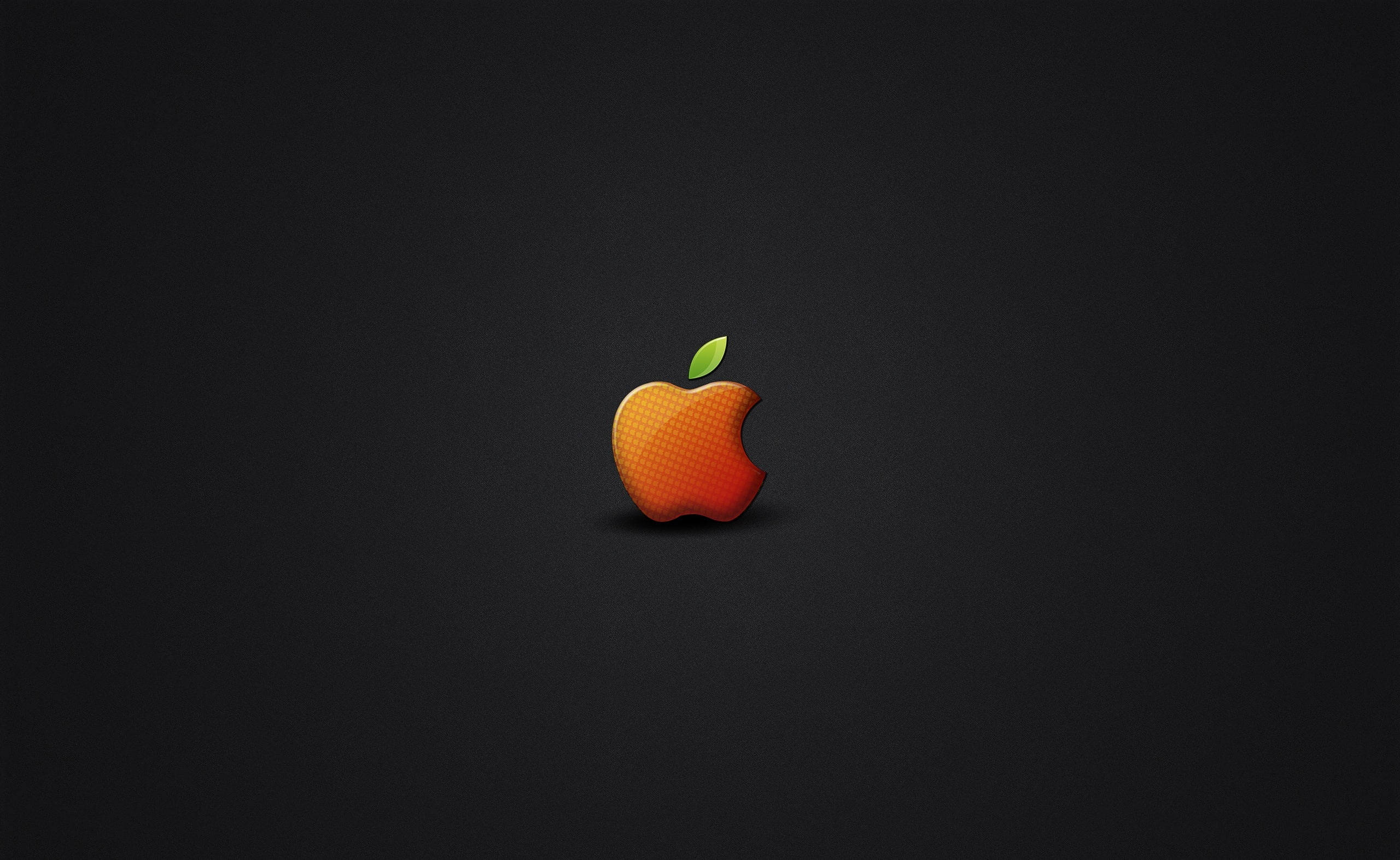 โลโก้ Apple อันเป็นสัญลักษณ์ที่ห่อหุ้มด้วยความสมบูรณ์แบบสีดำเรียบหรู สัญลักษณ์แห่งเทคโนโลยีที่ซับซ้อน วอลเปเปอร์