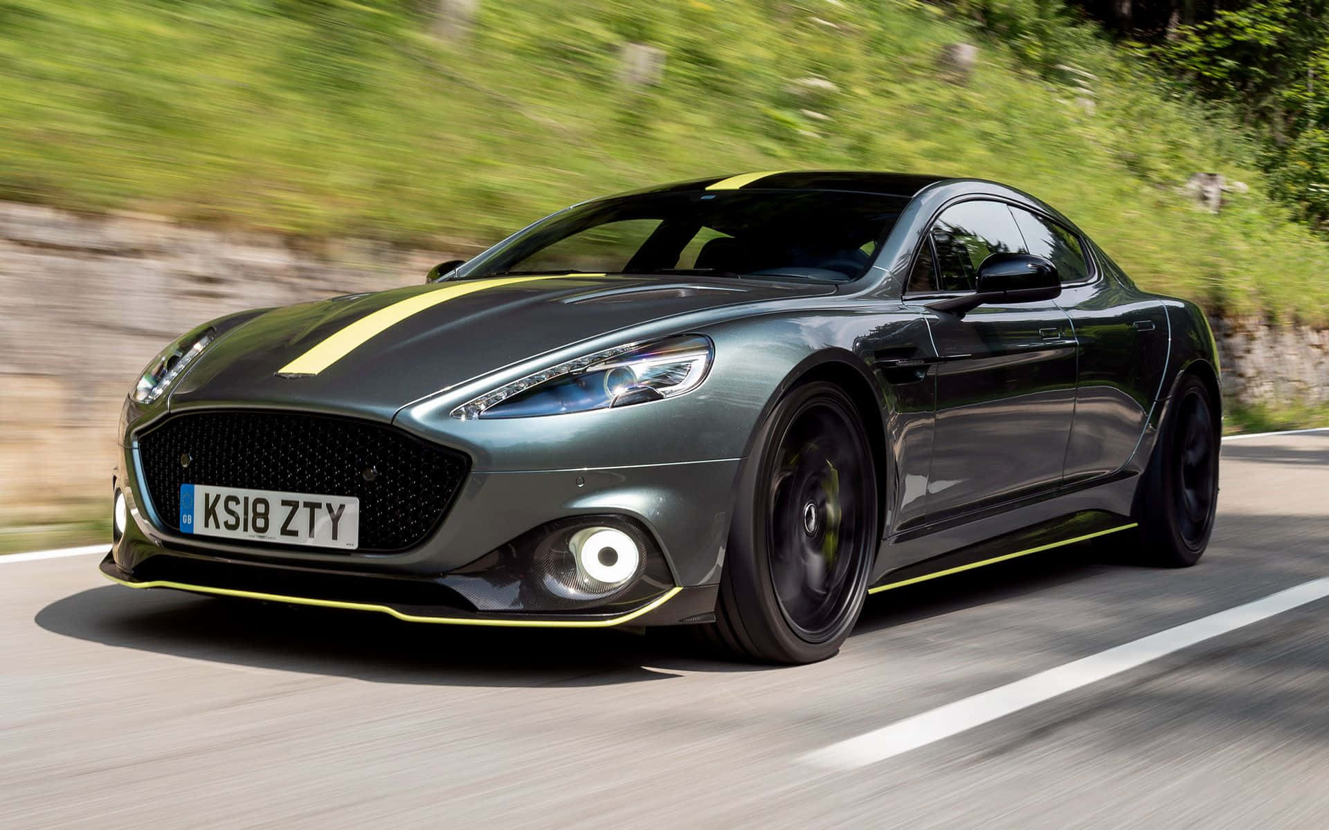 คำบรรยายภาพ: Aston Martin Rapide S – การผสานระหว่างพละกำลังและความหรูหรา วอลเปเปอร์