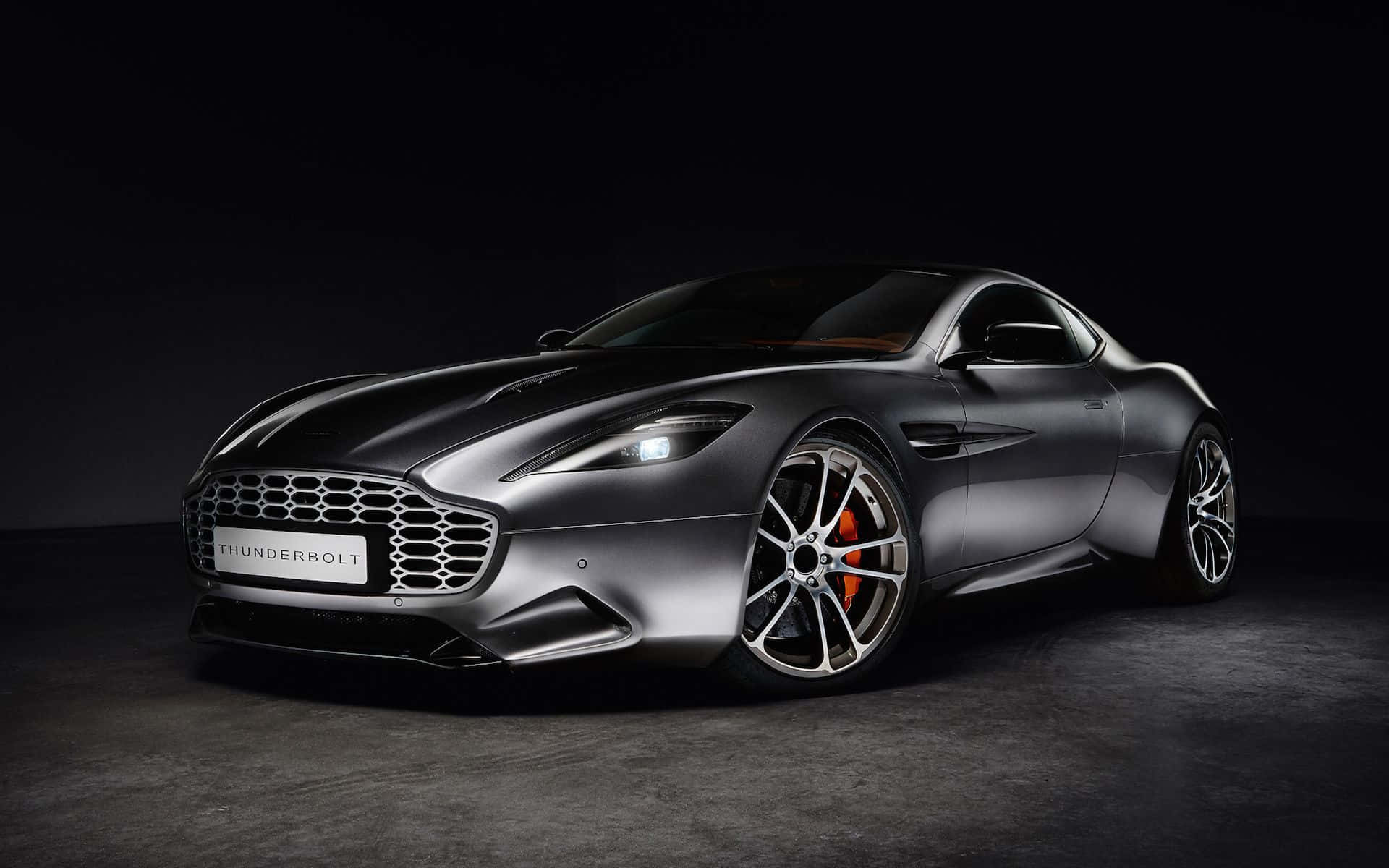 Aston Martin Vanquish เพียวบางและทรงพลัง วอลเปเปอร์