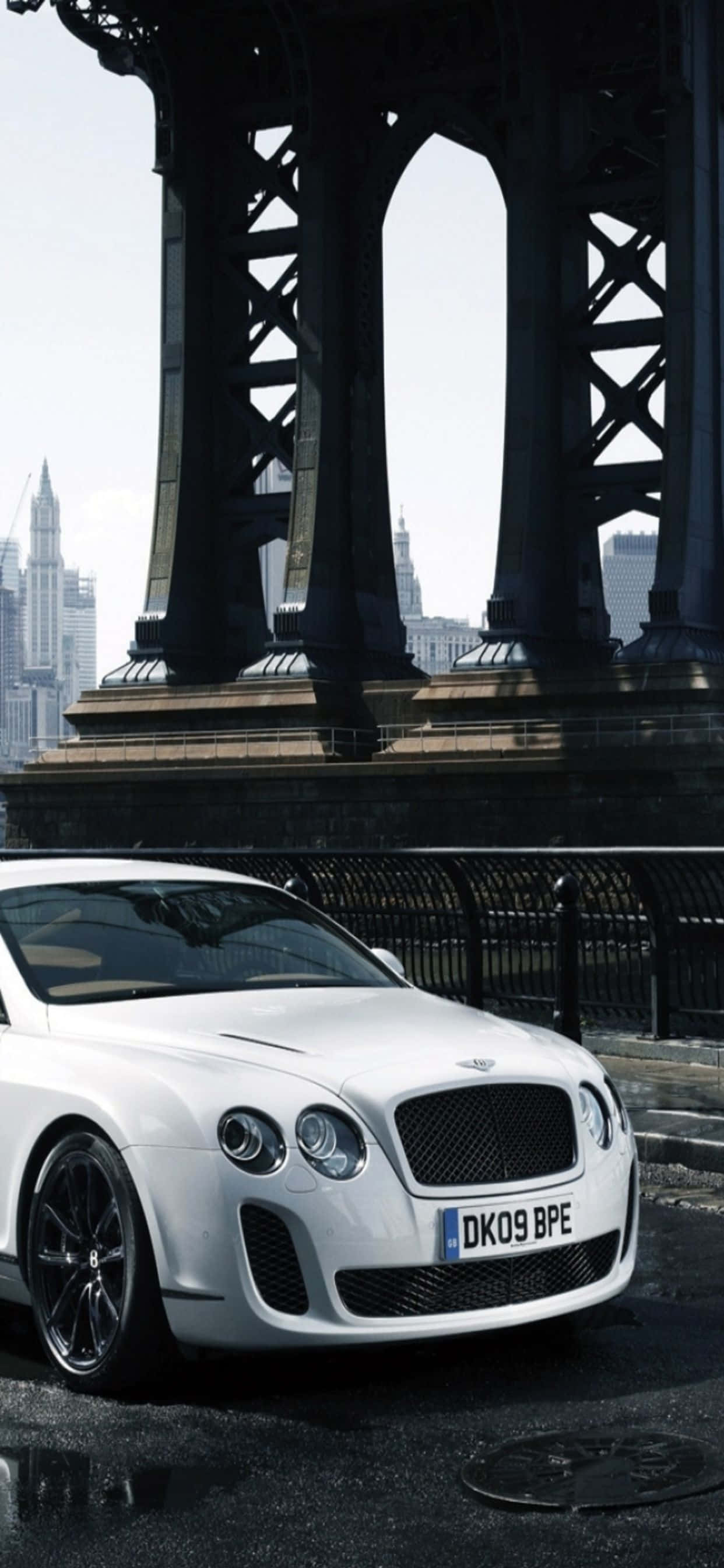 ความหรูหราพบกับเทคโนโลยีในภาพ Bentley และ iPhone Xs Max วอลเปเปอร์