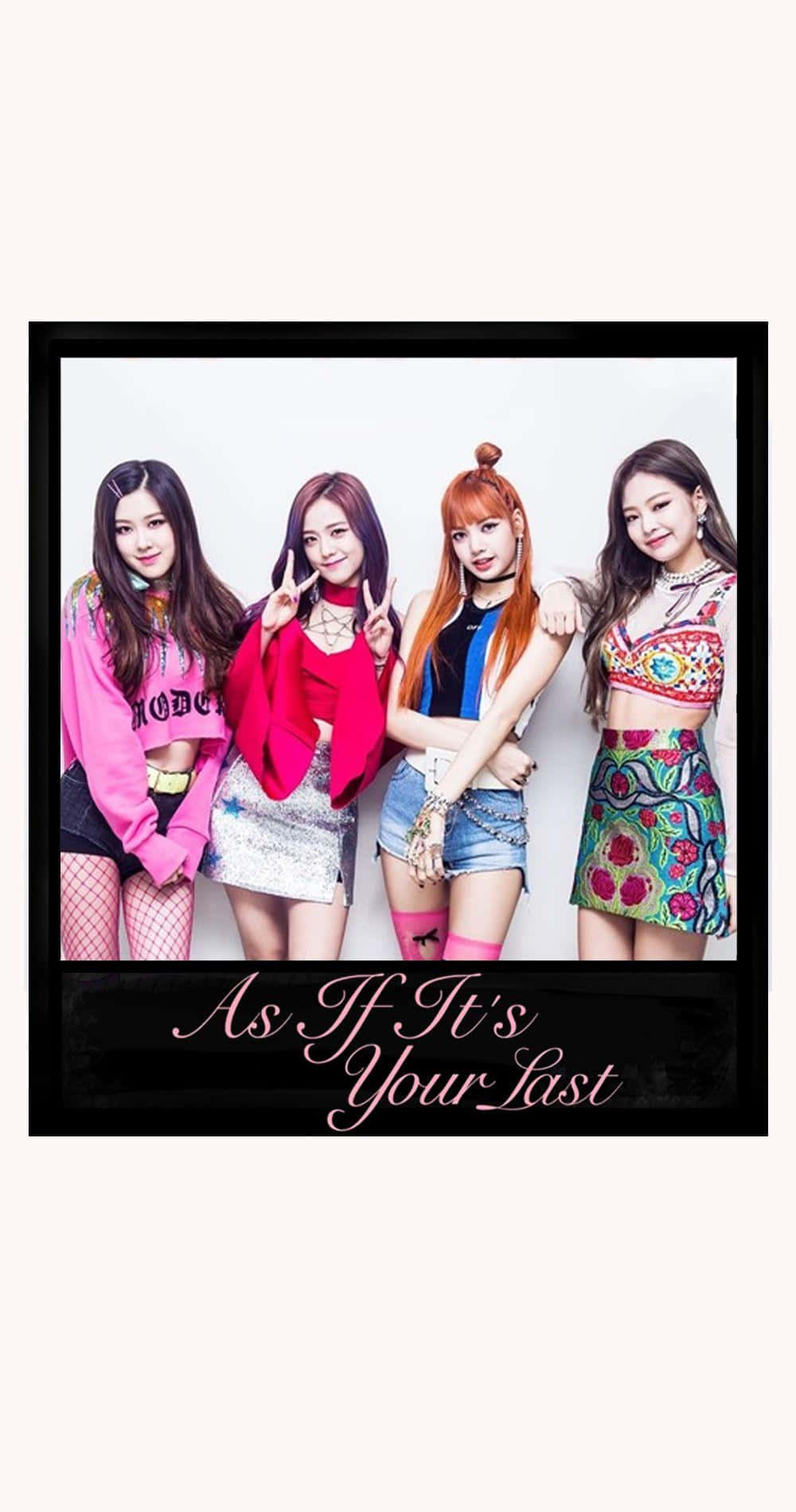 Blackpink สร้างความคึกคักบนเวที วอลเปเปอร์