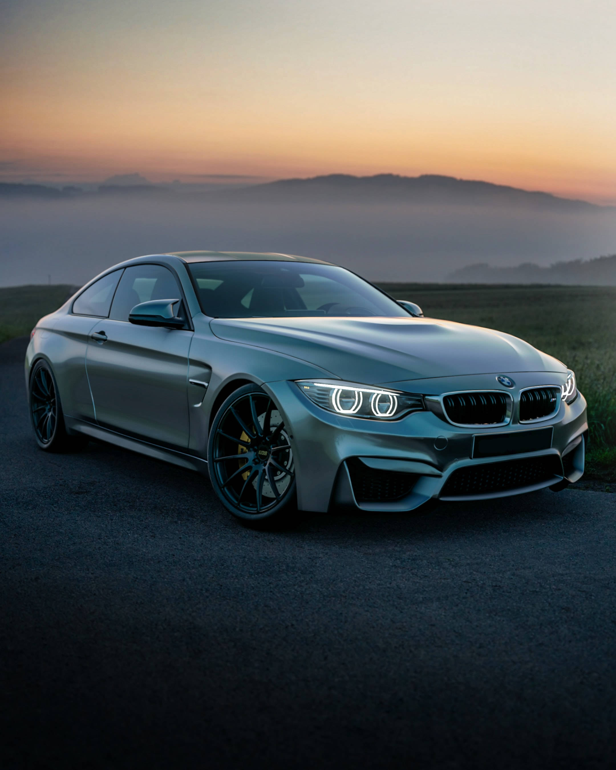 รู้สึกทรงพลังใน BMW F83 M4 ใหม่ วอลเปเปอร์