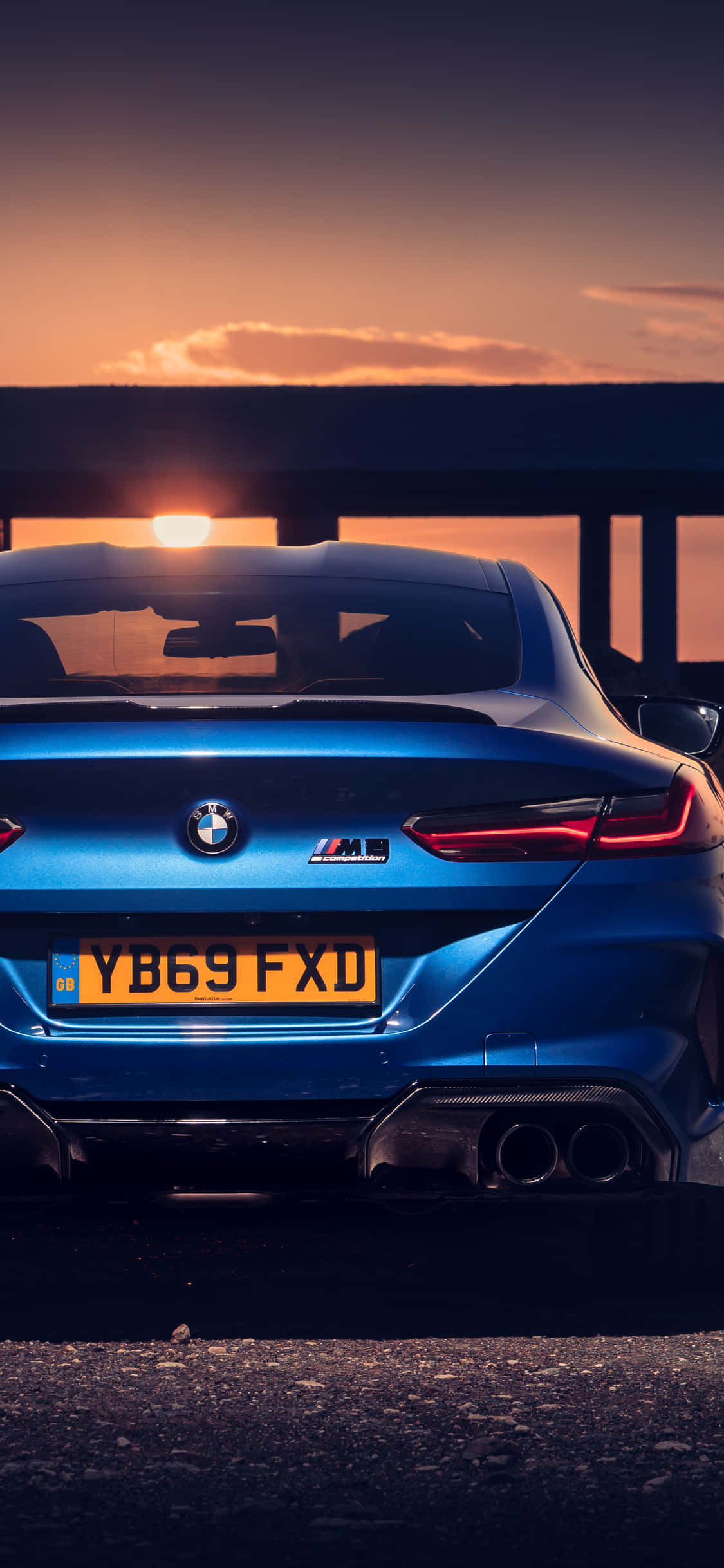 BMW แท็บเล็ต สีน้ำเงินเมทัลลิก M8 วอลเปเปอร์
