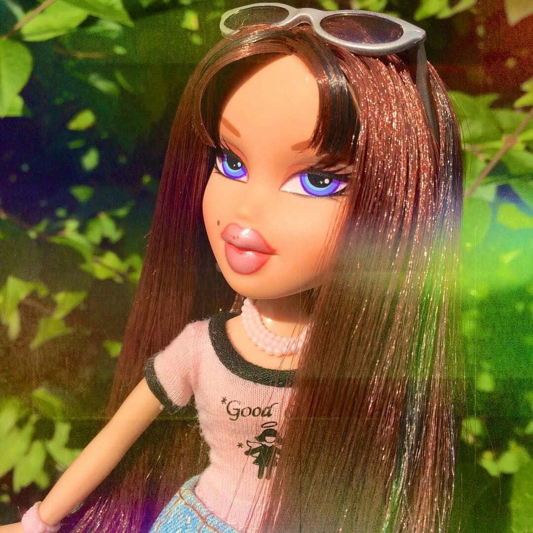 โอบรับแฟชั่นนิสต้าในตัวคุณแบบ Bratz! วอลเปเปอร์