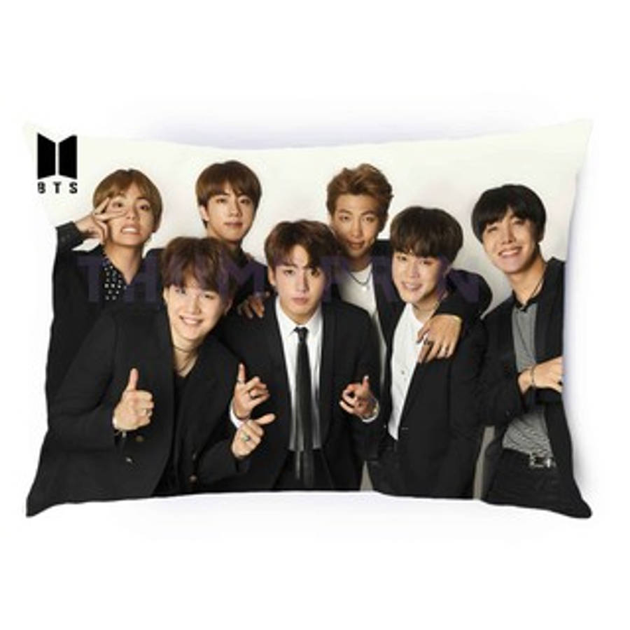 หมอนน่ารักวง BTS วอลเปเปอร์