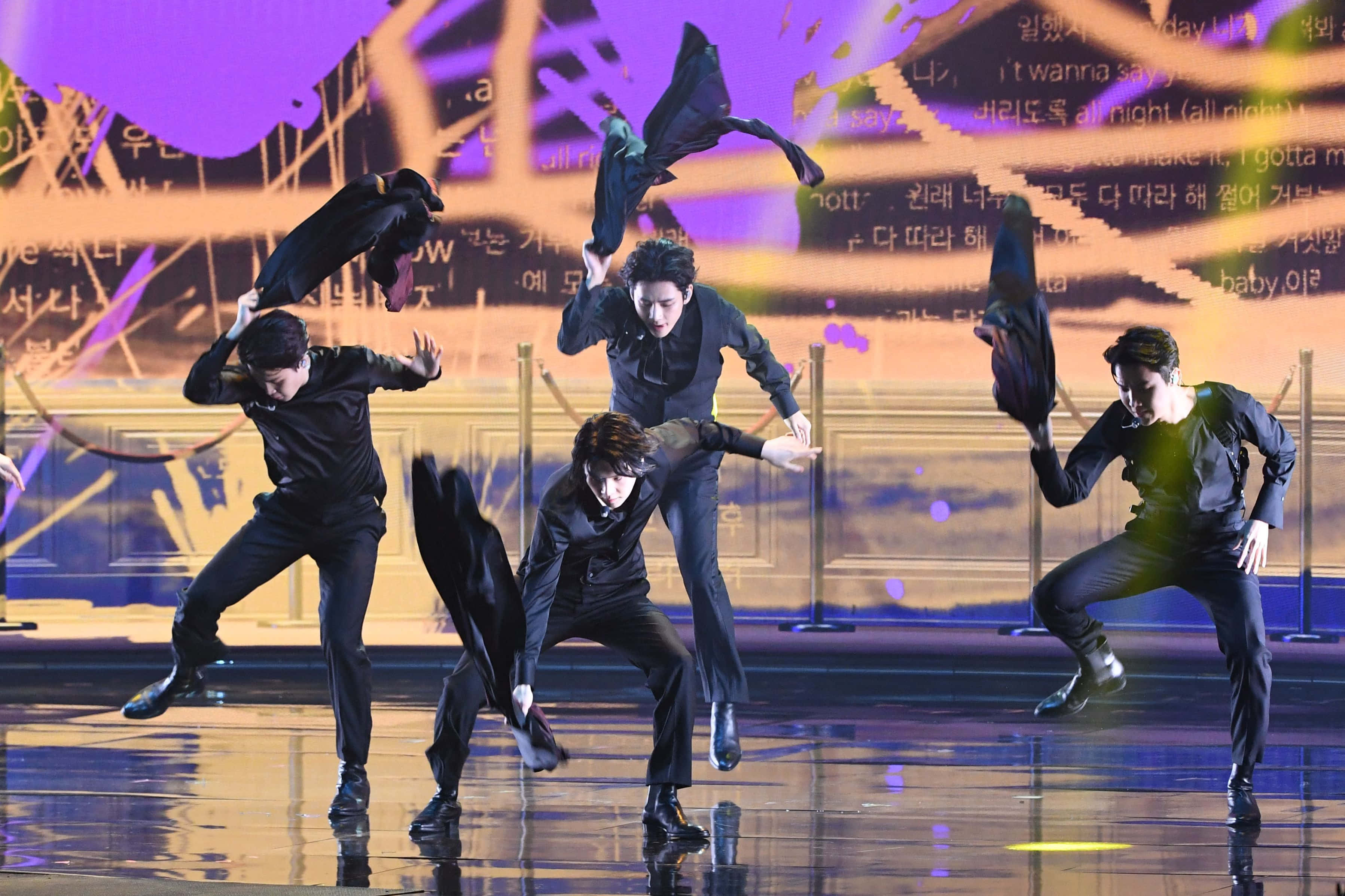 ภาพการเต้นของ BTS วอลเปเปอร์