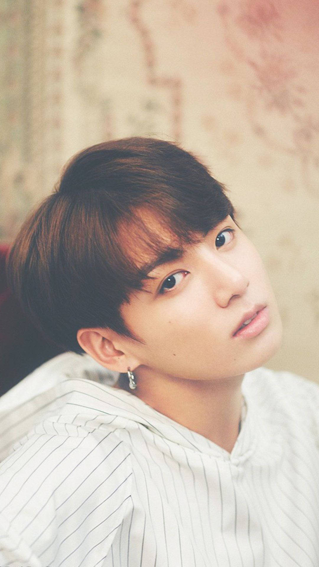 ภาพพอร์ตเทรตสุดน่ารักของ จองกุก BTS วอลเปเปอร์