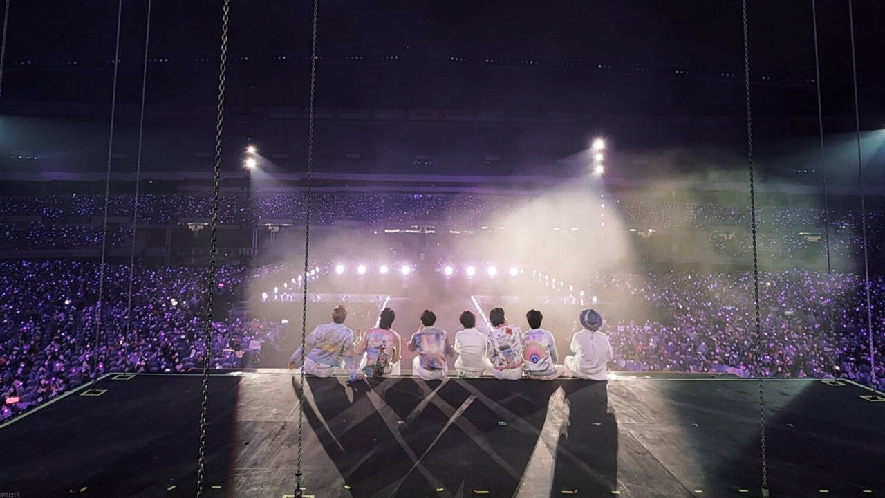 คอนเสิร์ต BTS สมาชิกบนเวที วอลเปเปอร์