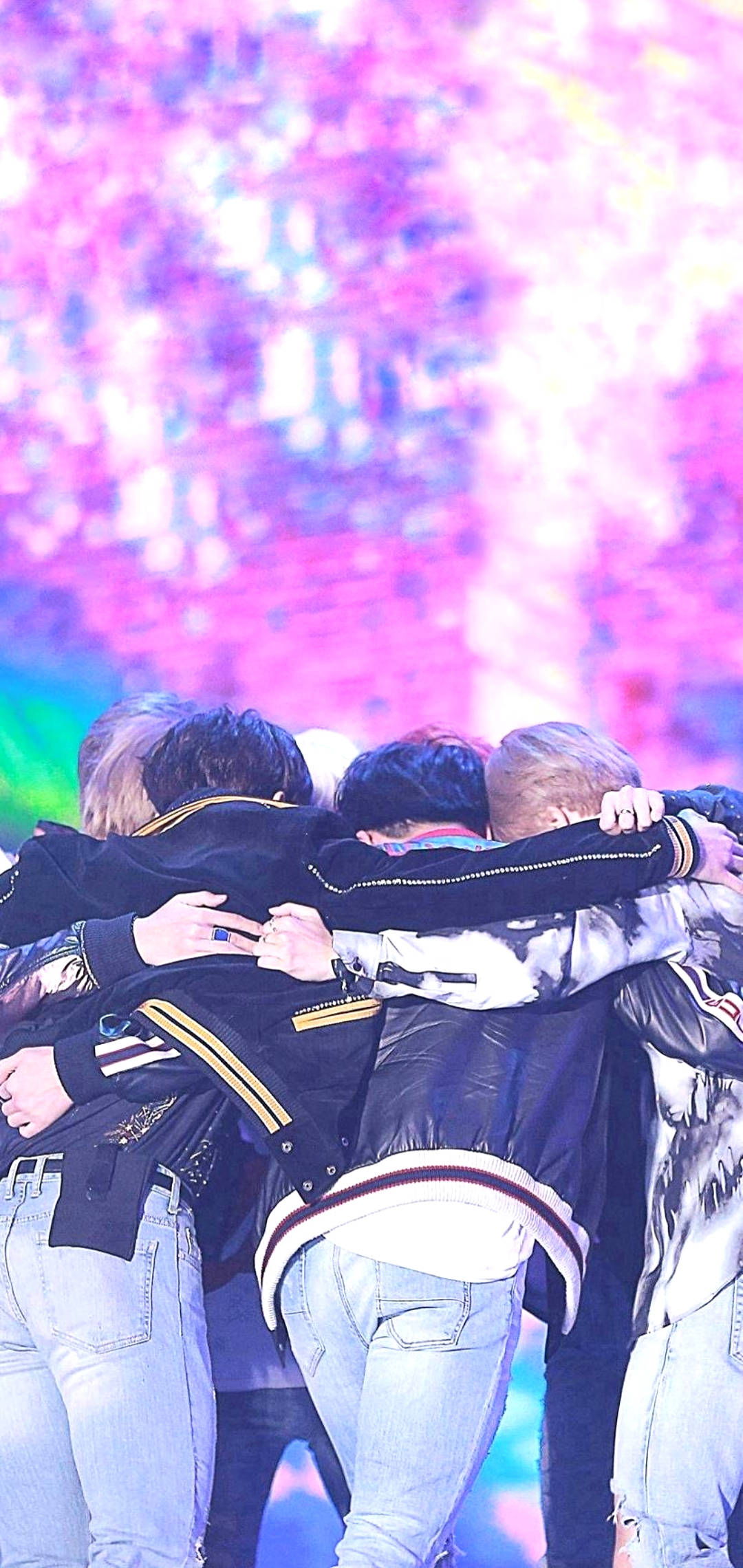 BTS หน้าจอล็อค กอดกลุ่ม วอลเปเปอร์