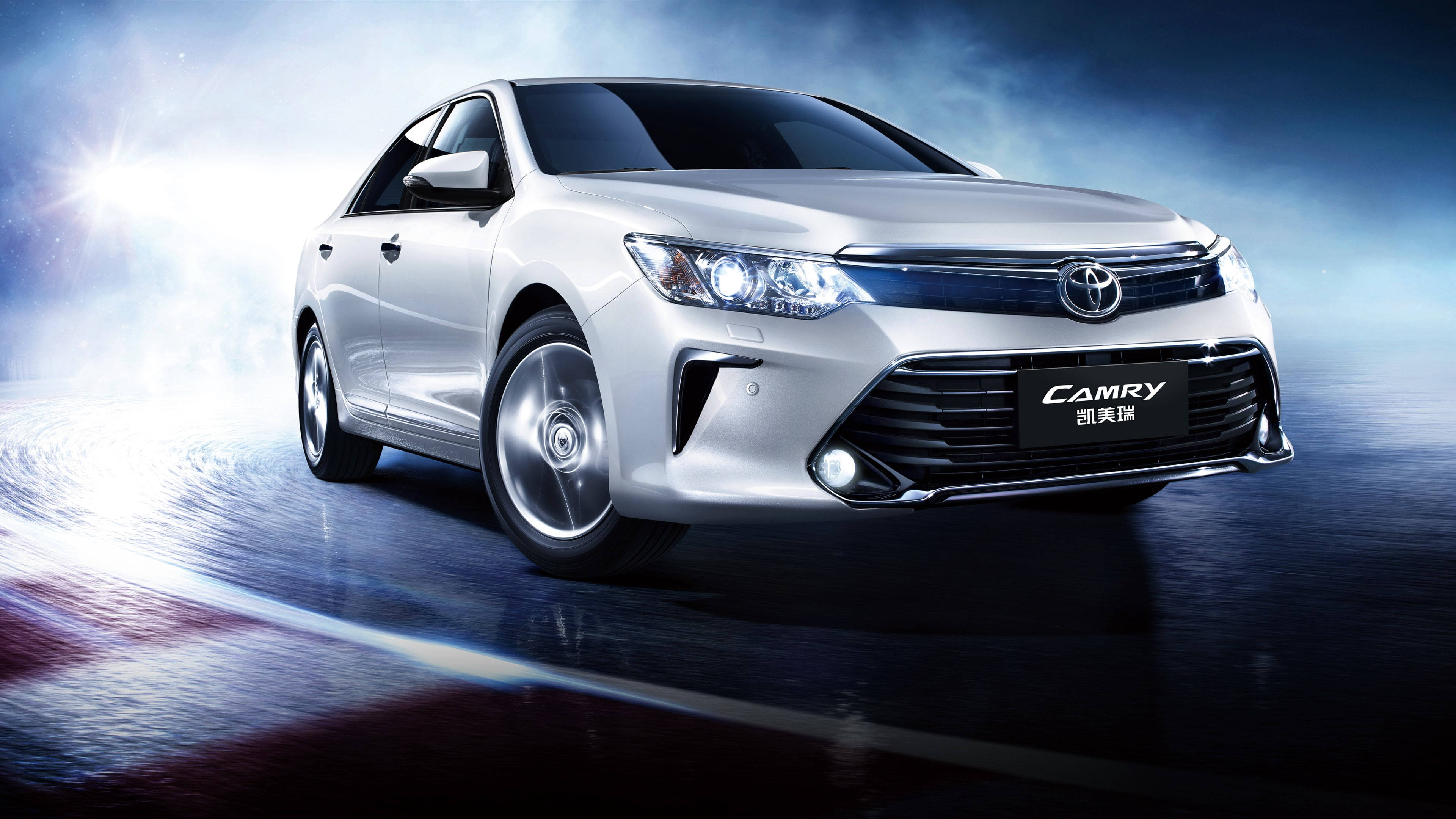 Camry สีขาว Toyota 4K พร้อมควัน วอลเปเปอร์
