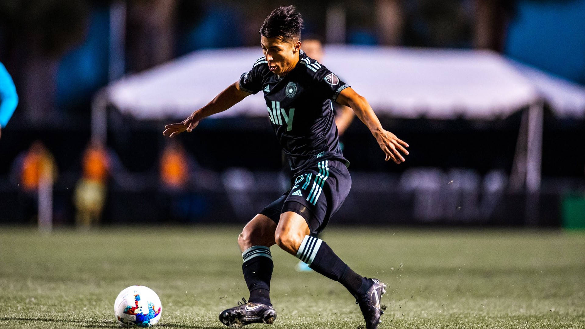 Charlotte FC เคอร์วิน วาร์กัส วอลเปเปอร์