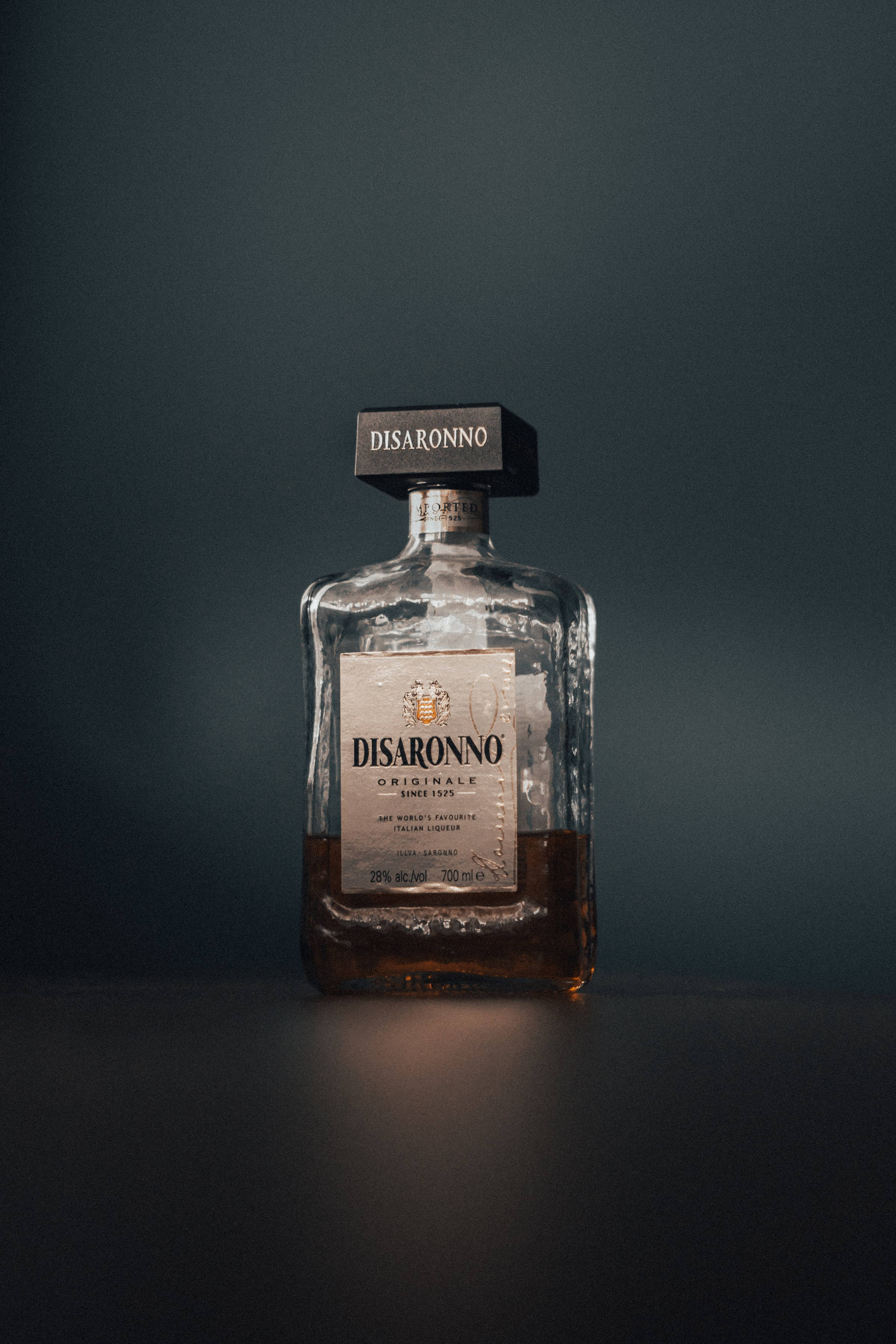 ขวดเหล้าวิสกี Disaronno วอลเปเปอร์