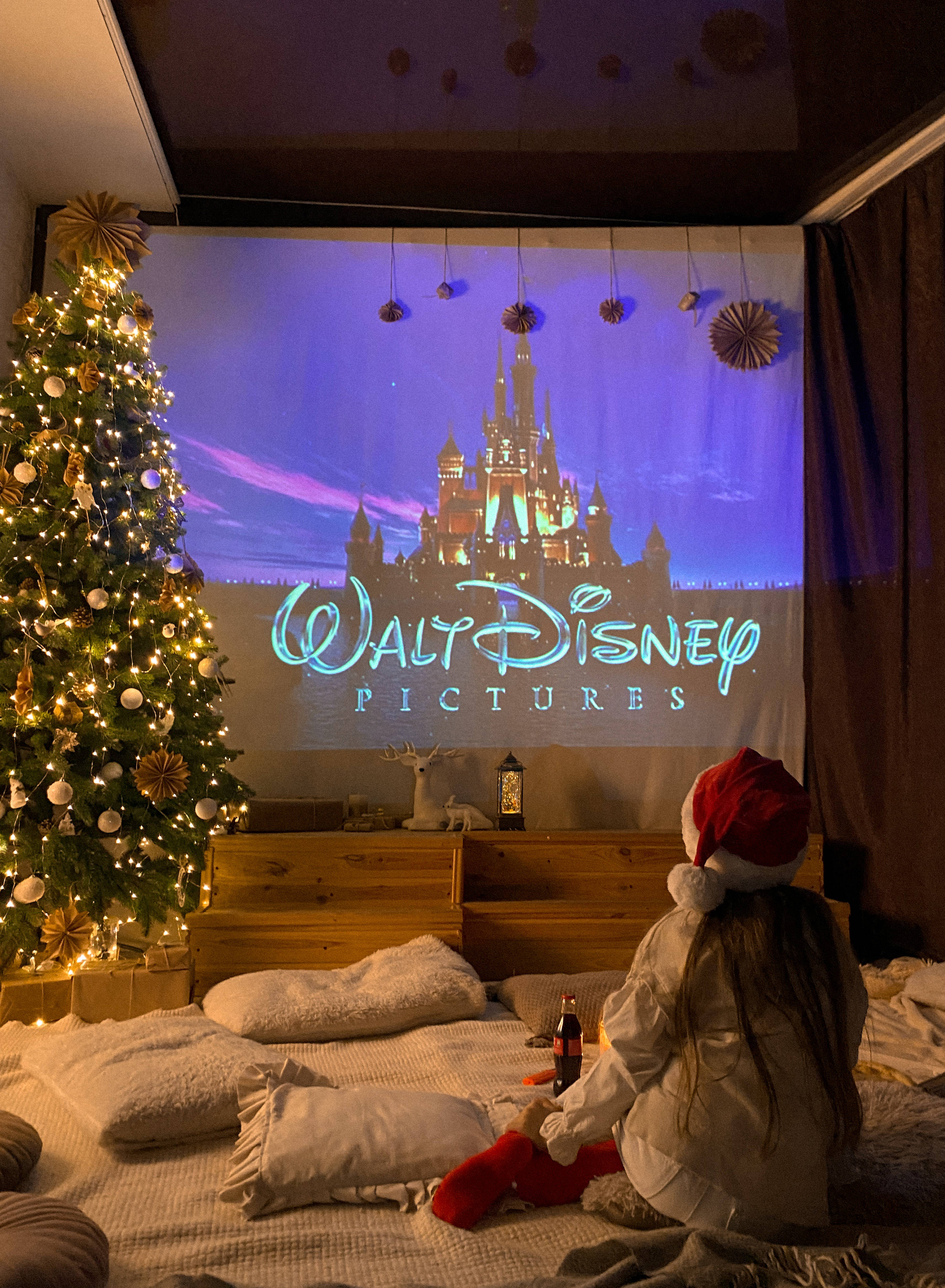 Disney คริสต์มาสดูหนังยามค่ำ วอลเปเปอร์