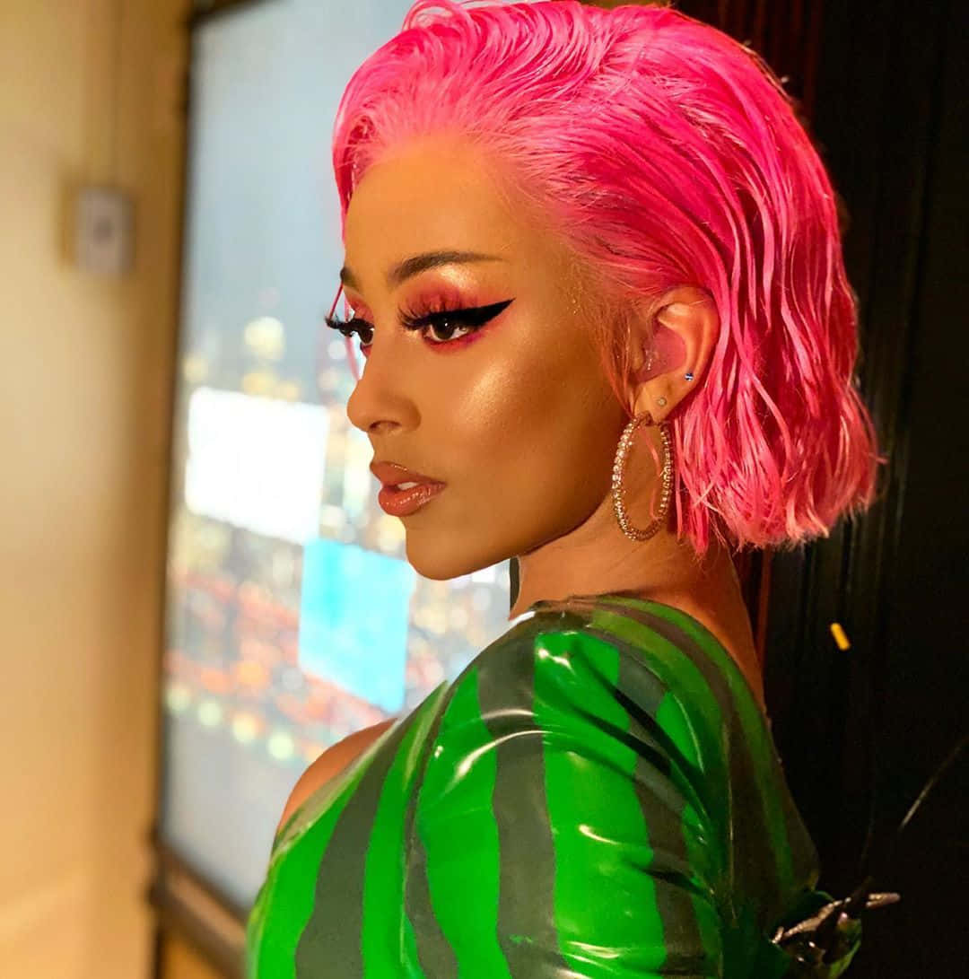 การใช้ชีวิตอย่างมีสไตล์: Doja Cat วอลเปเปอร์
