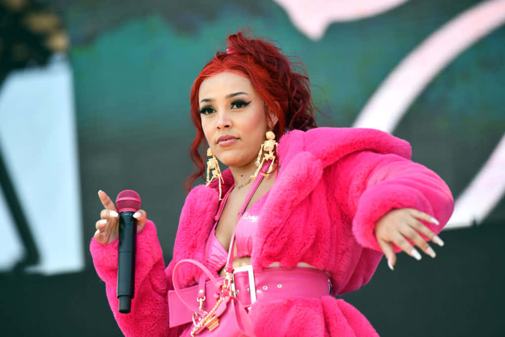 นักดนตรี Doja Cat ในสตูดิโอที่บ้าน วอลเปเปอร์