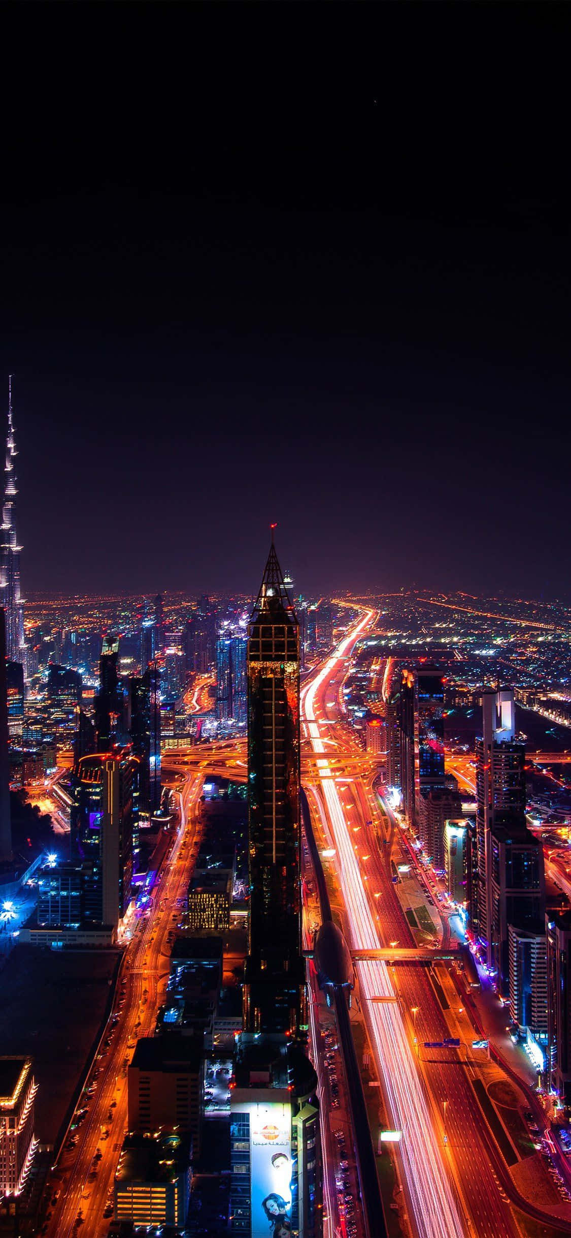 Dubai City iPhone Display At Night วอลเปเปอร์