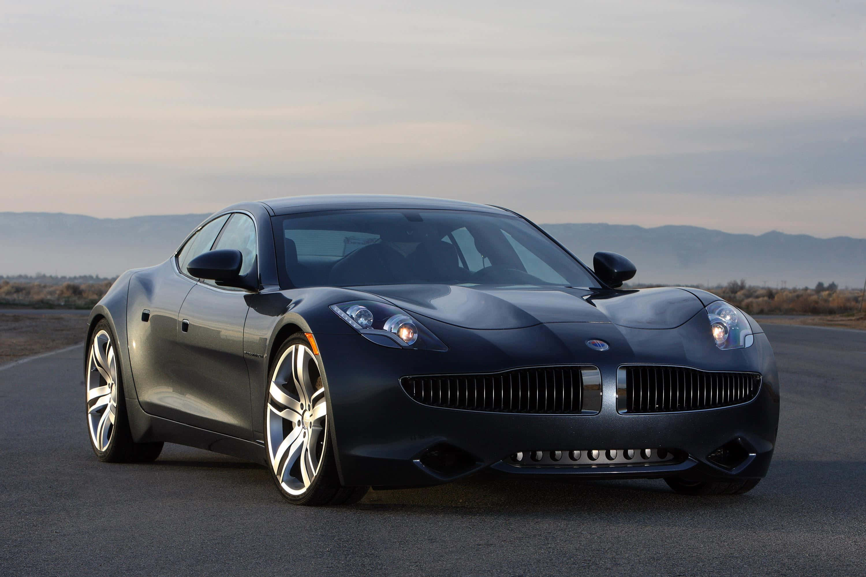 Fisker Karma รถยนต์ไฟฟ้าหรีเมียมบนเส้นทางชมวิวชายฝั่ง วอลเปเปอร์