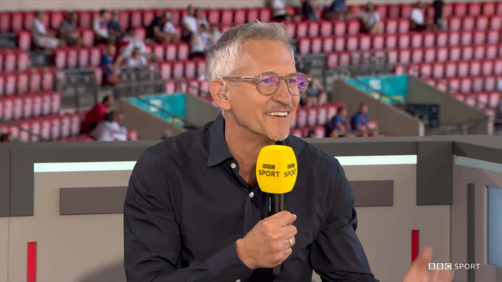 Gary Lineker รายการทอล์คโชว์ BBC Sport วอลเปเปอร์