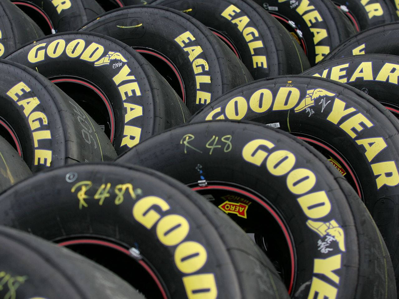 ชุดยาง Goodyear สีดำคุณภาพสูง วอลเปเปอร์
