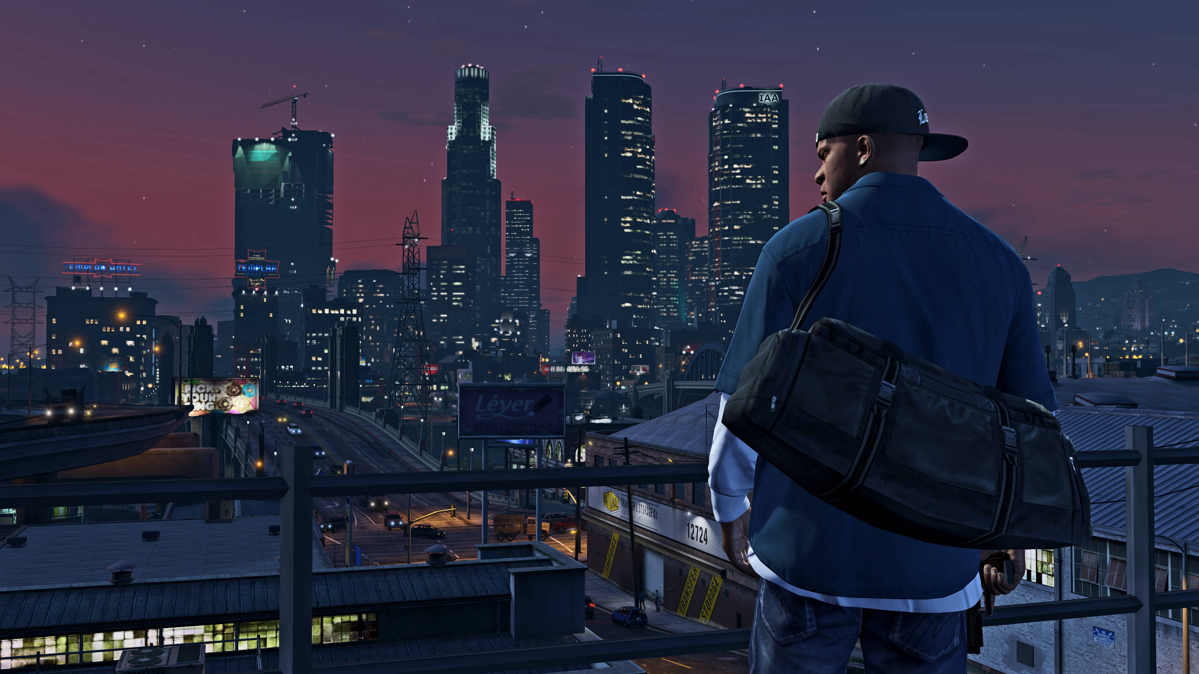 หนุ่มเท่ GTA พร้อมกระเป๋า วอลเปเปอร์