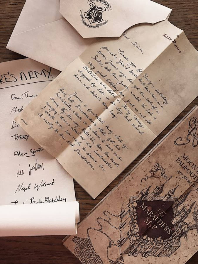 ลายมือเขียนสวยสไตล์ HP วอลเปเปอร์