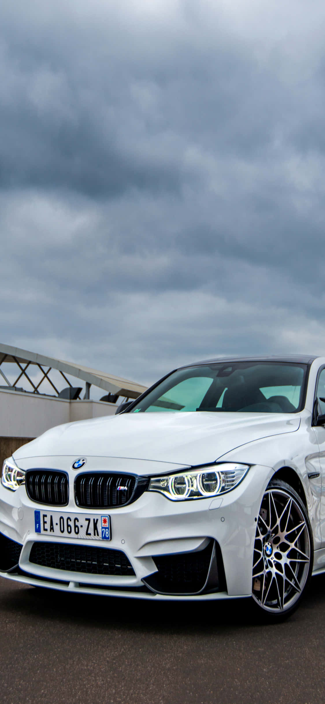 สัมผัสพลังของ iPhone X และ BMW รุ่นใหม่ วอลเปเปอร์