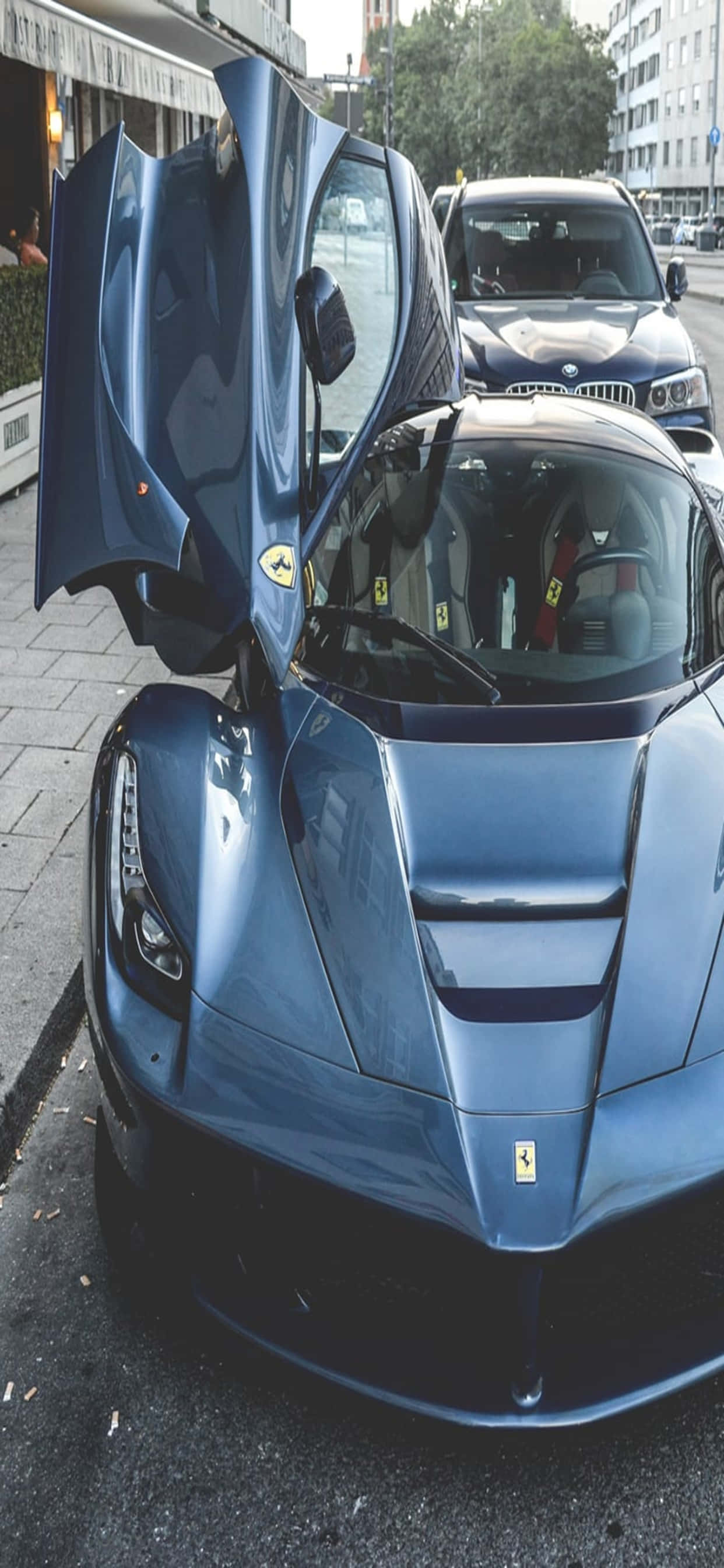 พื้นหลัง iPhone Xs Max Ferrari สีน้ำเงินเปิด LaFerrari วอลเปเปอร์