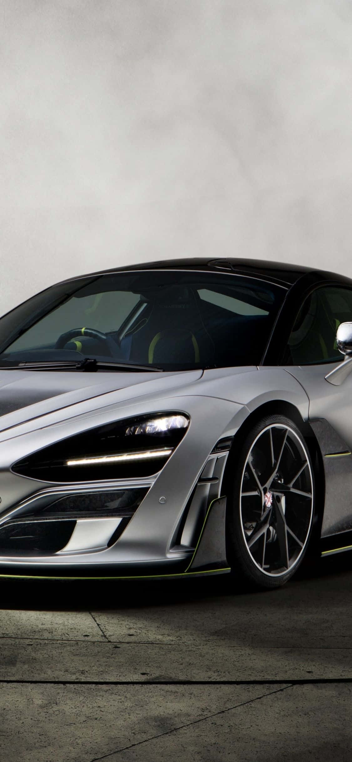 iPhone Xs รับการปรับโฉมสไตล์ McLaren 720s วอลเปเปอร์