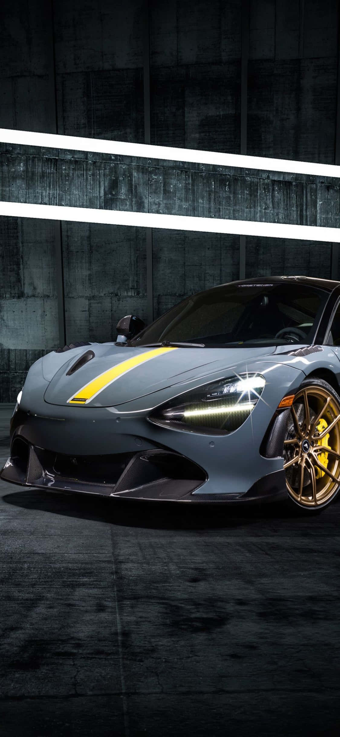 เดินทางอย่างมีสไตล์กับ iPhone Xs และ Mclaren 720s วอลเปเปอร์