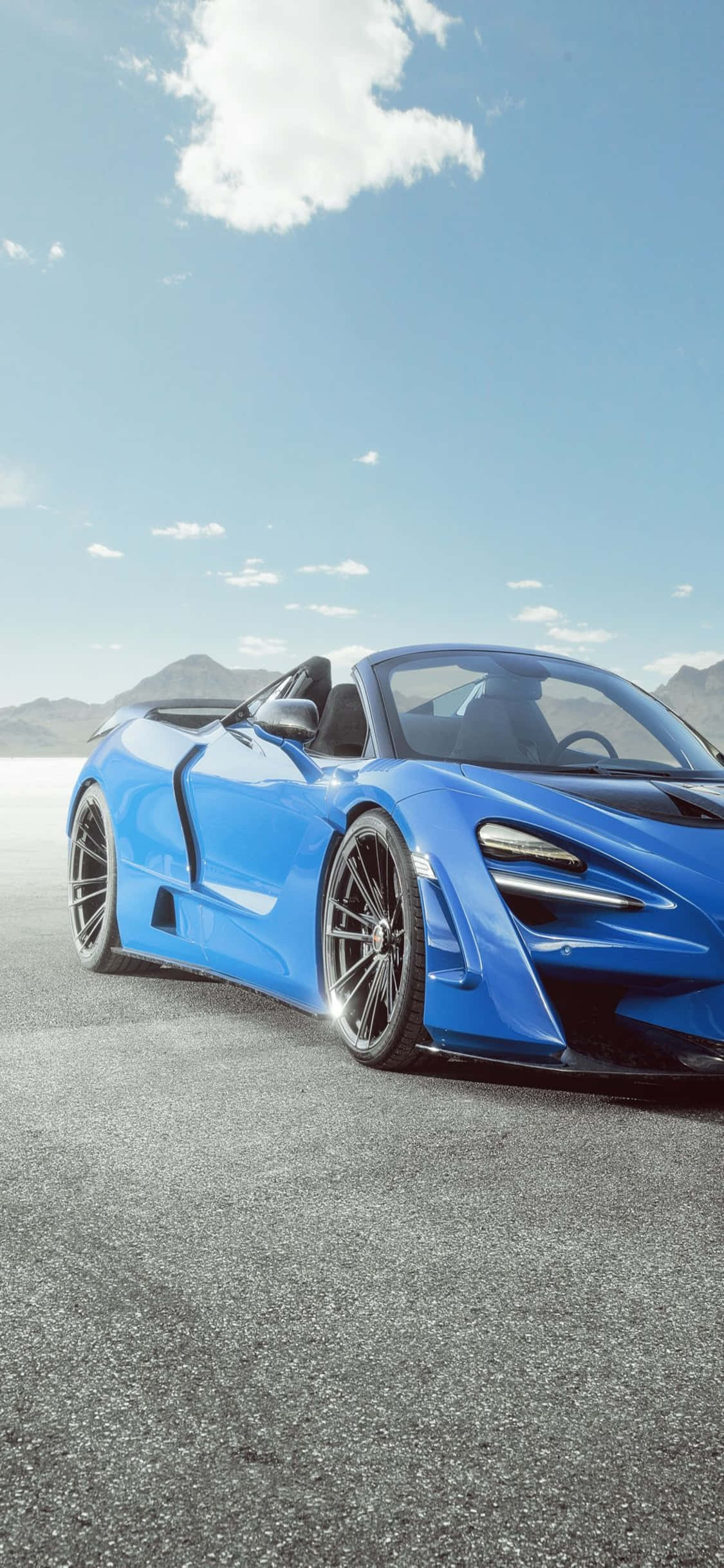 ขับเคลื่อนอย่างมีสไตล์บนท้องถนนกับ iPhone Xs McLaren 720s วอลเปเปอร์