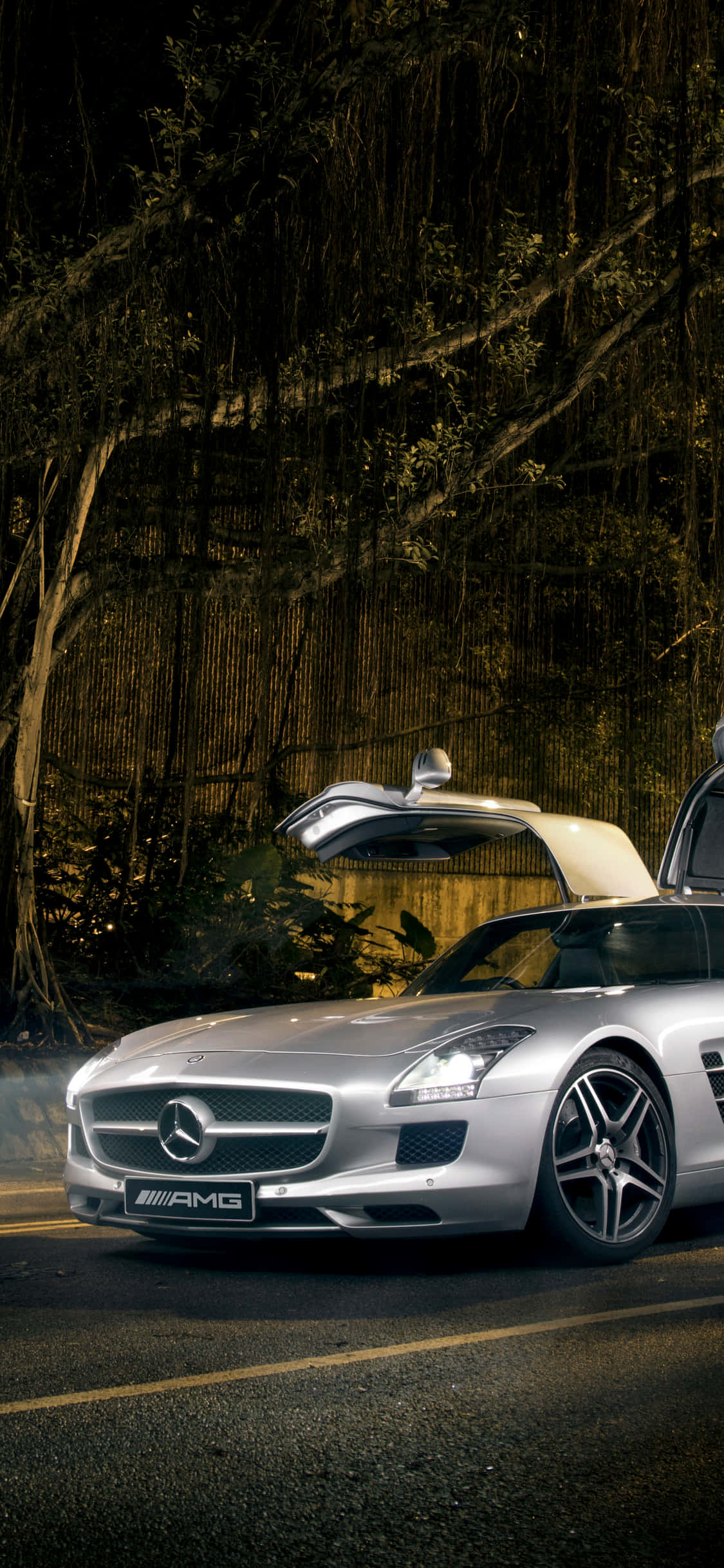 พื้นหลังสีเงิน iPhone XS Mercedes Amg วอลเปเปอร์