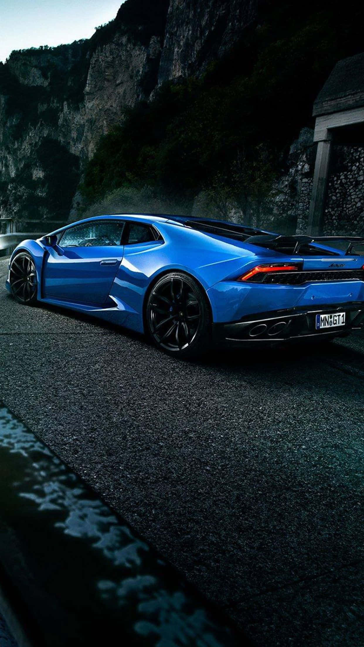 รูปภาพรถยนต์ Lamborghini สีฟูเทอนิสติกสุดเท่ วอลเปเปอร์