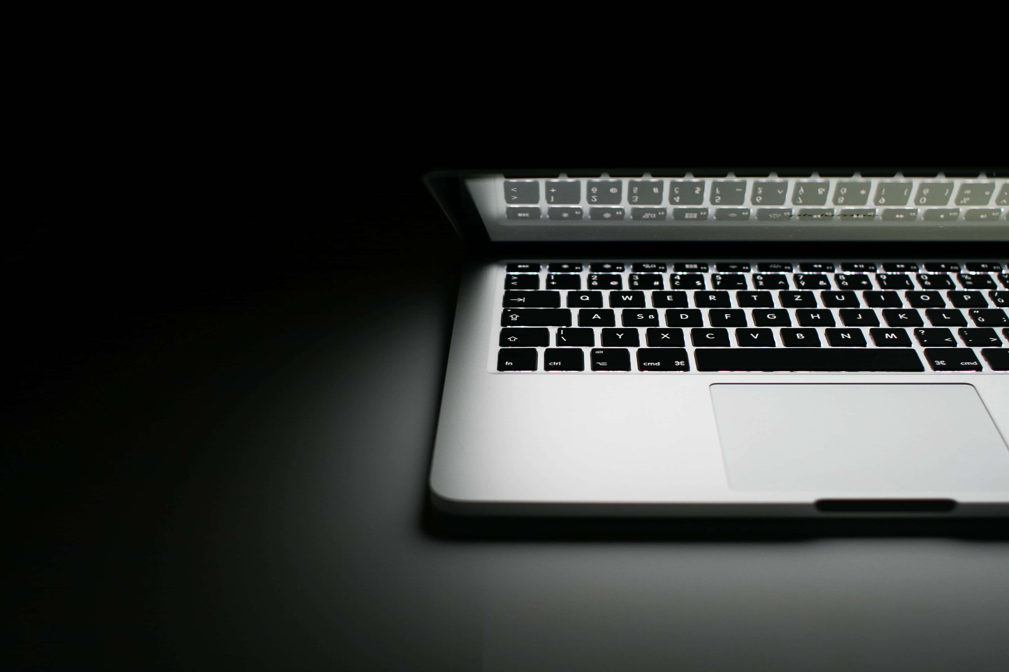 MacBook สวยงาม - ทำงานอย่างมีสไตล์ วอลเปเปอร์