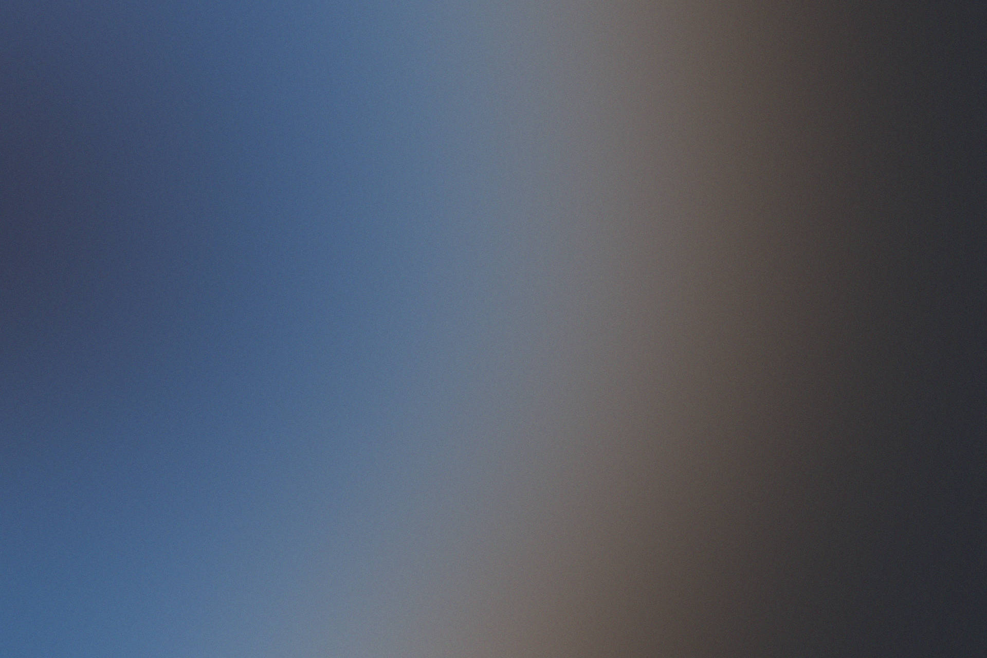 MacBook สีเทาเข้มสไตล์มินิมอล — สวยงาม macbook วอลเปเปอร์