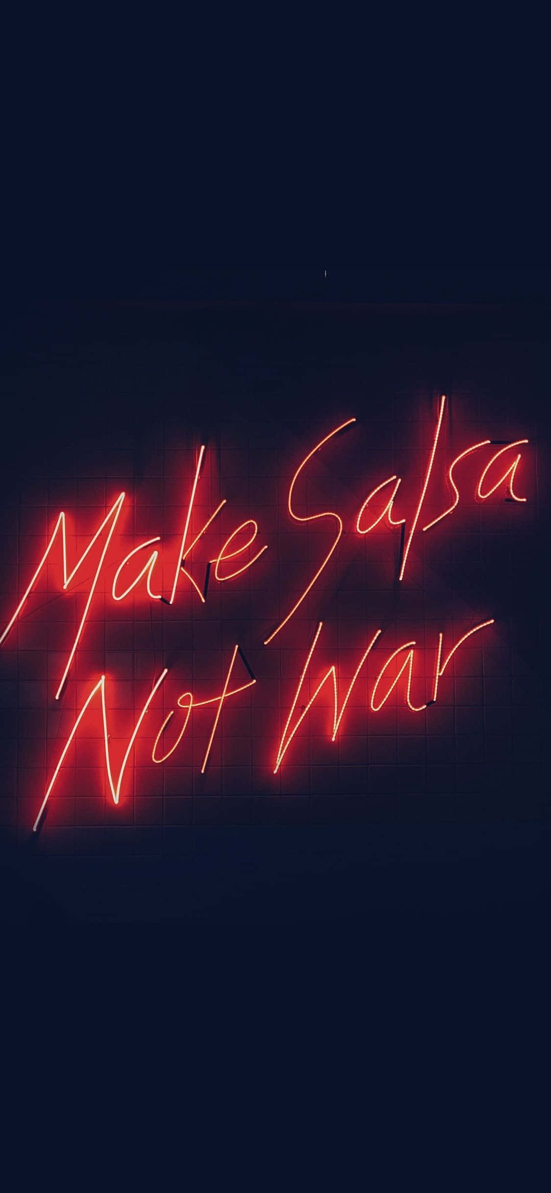 Make Salsa Not War ในสไตล์นีออนแดง วอลเปเปอร์