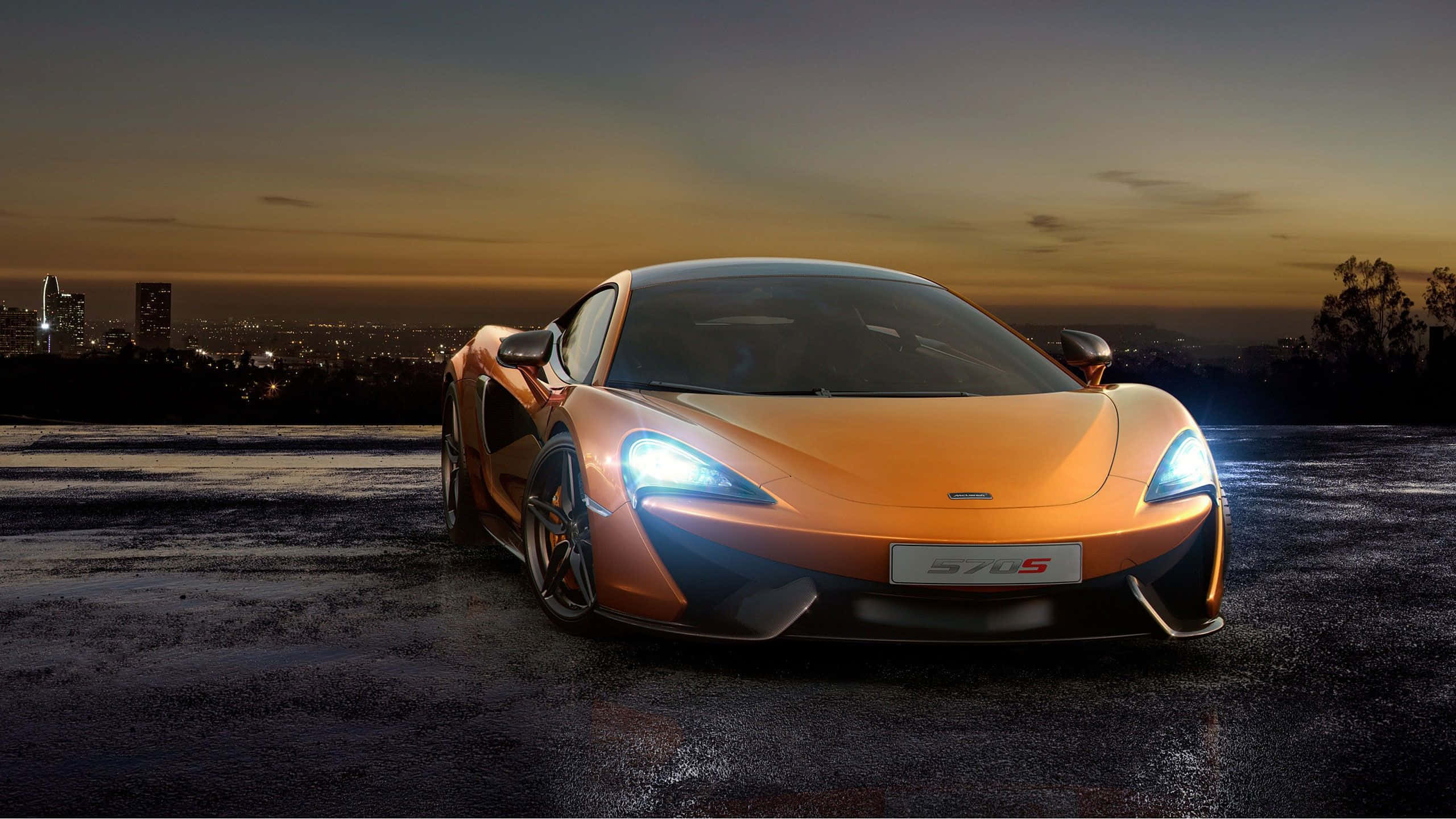 ภาพรถ McLaren สีเหลืองเท่ๆ วอลเปเปอร์