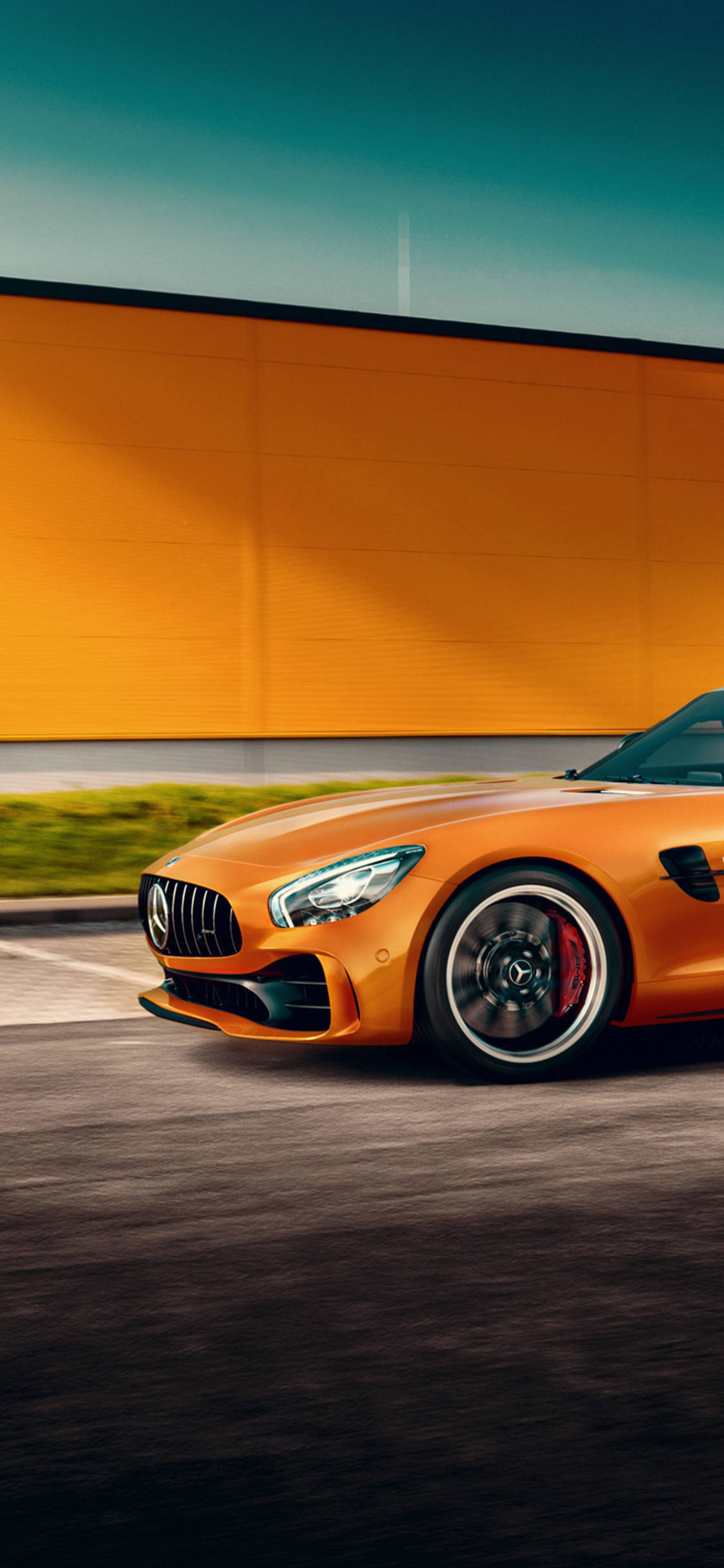 Orange Mercedes iPhone X วอลเปเปอร์
