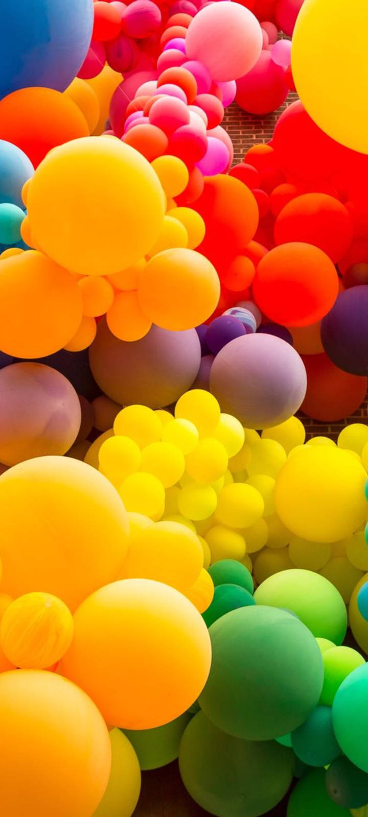 ภาพสีสันสดใสบนจอ Realme 7 Pro วอลเปเปอร์