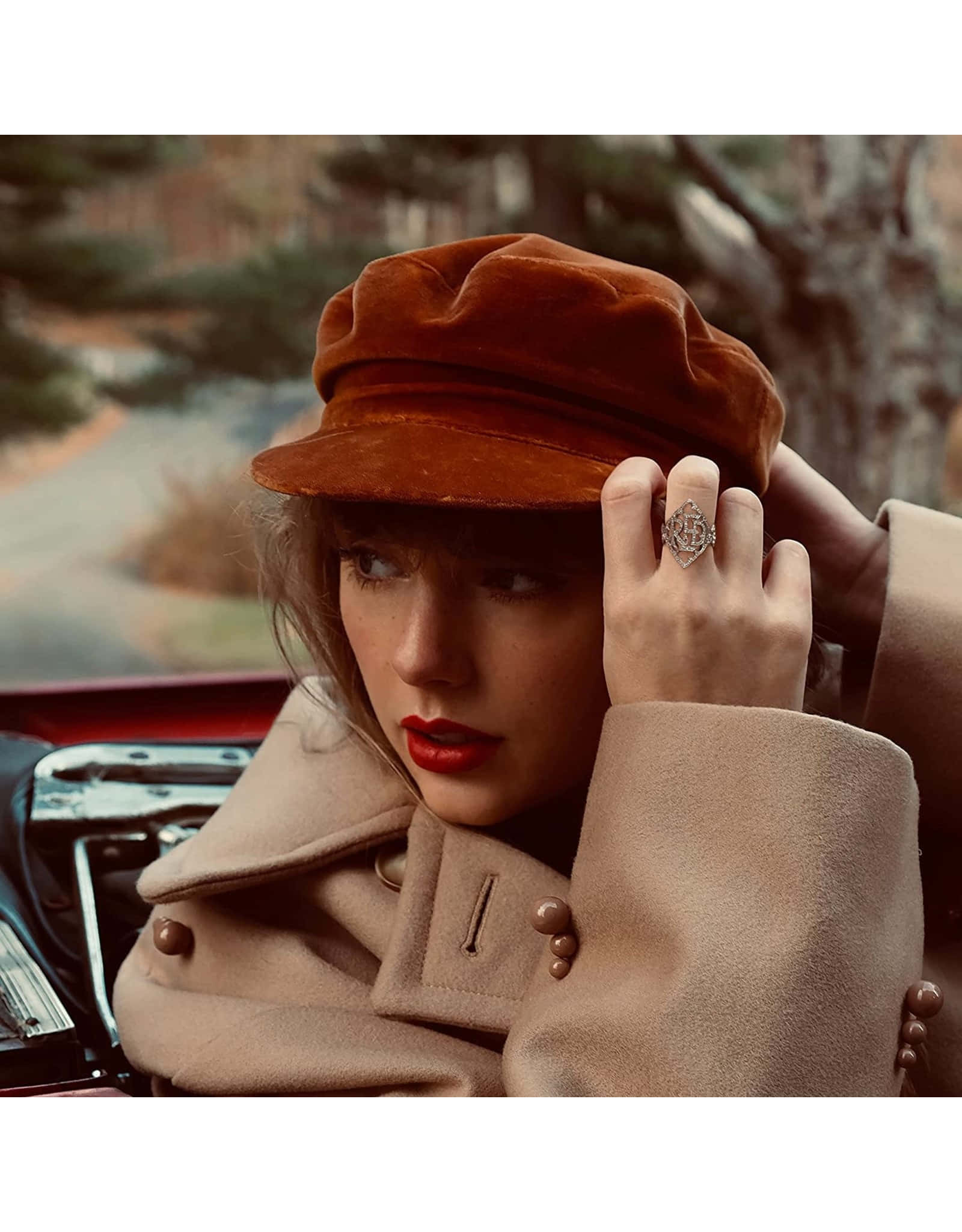 Red Taylor's Version - อัลบั้มป๊อปที่ไม่เหมือนใคร วอลเปเปอร์