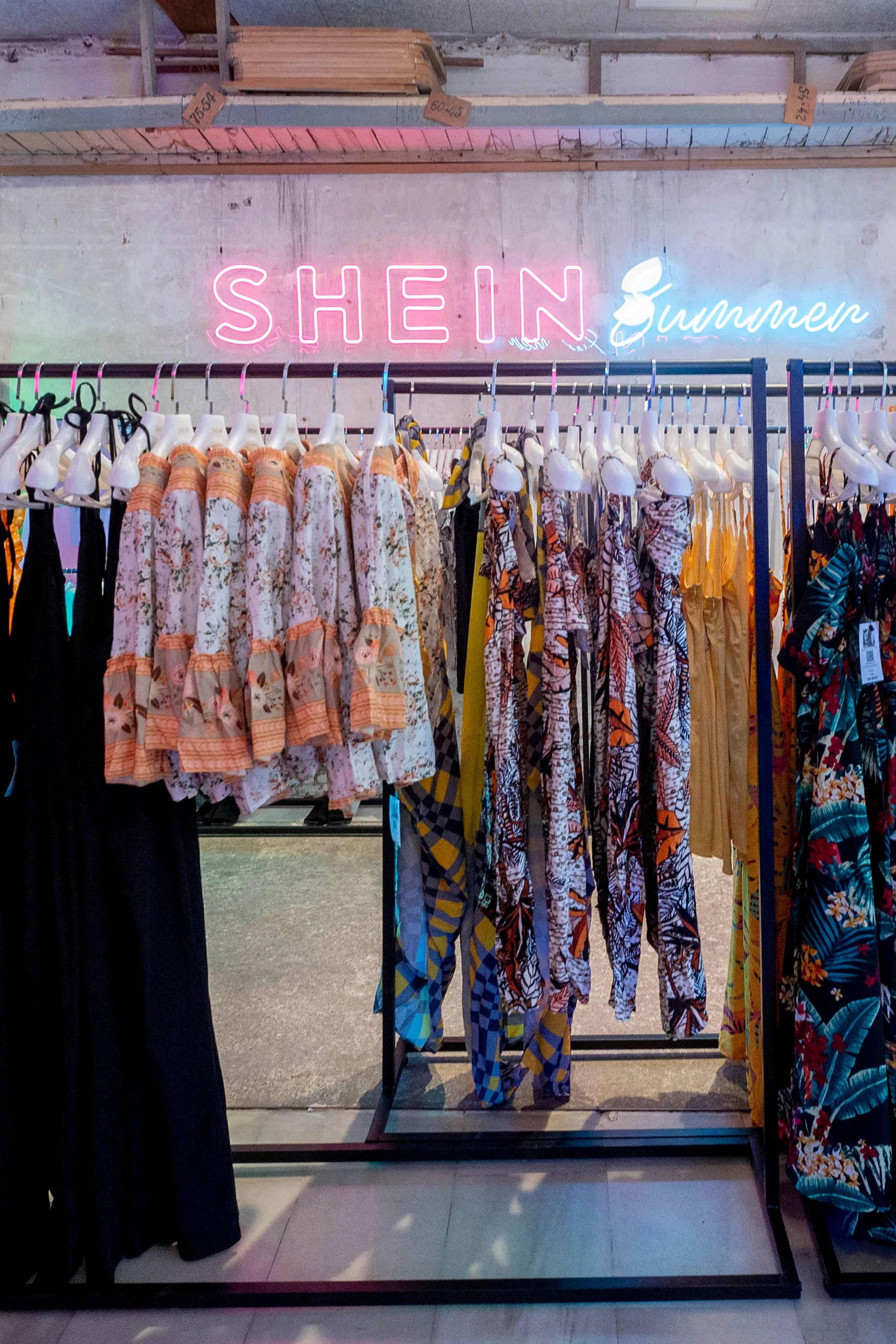 คอลเลกชันฤดูร้อน Shein วอลเปเปอร์