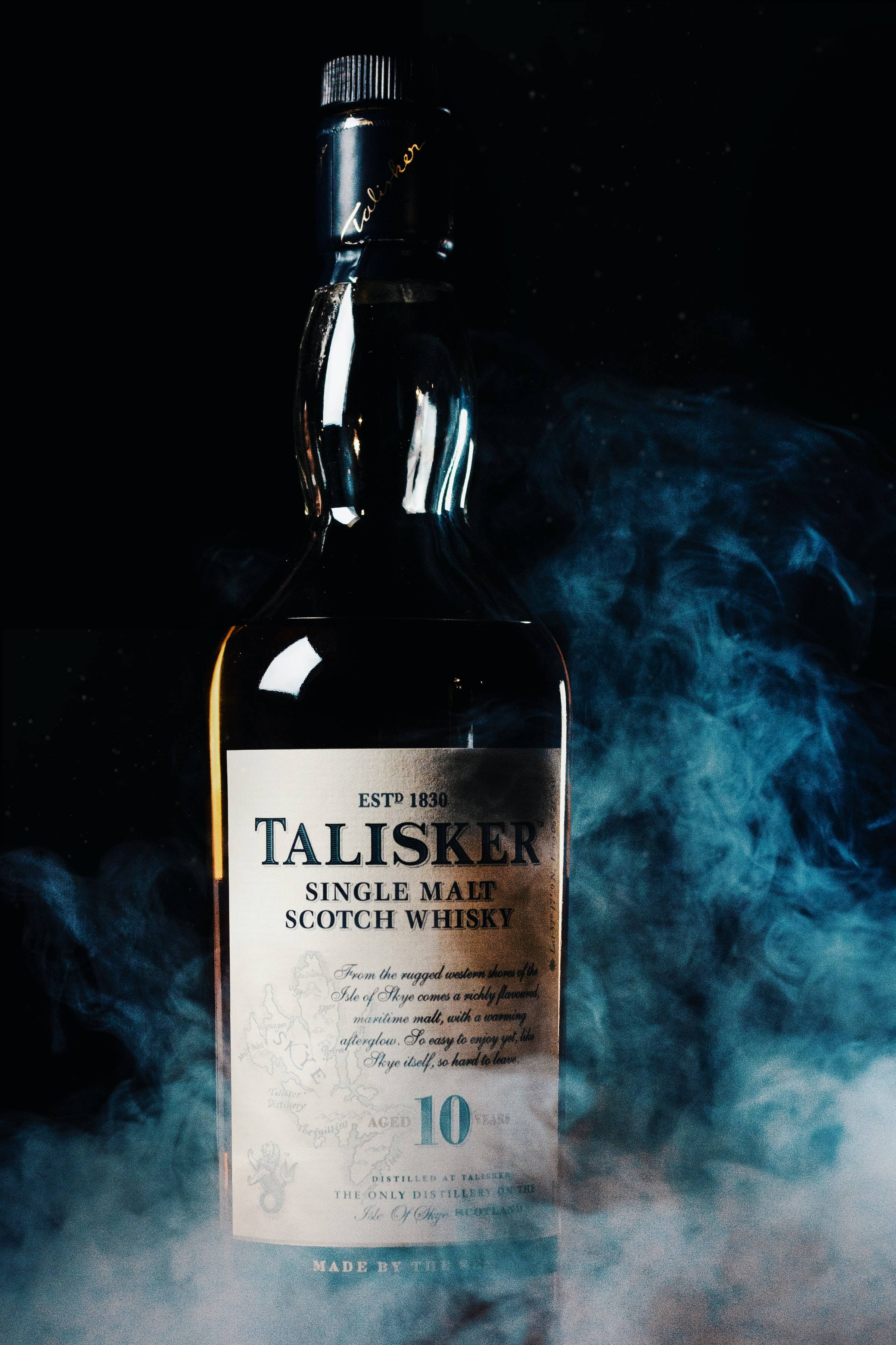ขวดวิสกีสกอตช์ Talisker ควันคลุ้ม วอลเปเปอร์