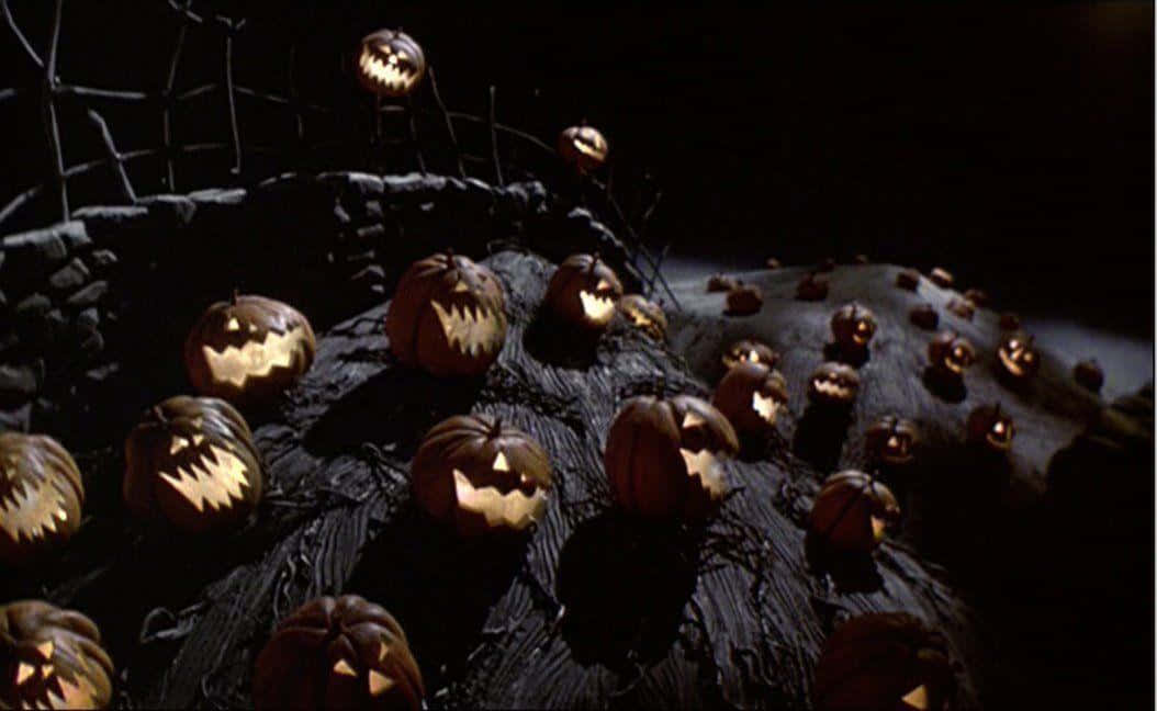 แจ็ค สเกลลิงตัน จากเรื่อง The Nightmare Before Christmas ของทิม เบอร์ตัน วอลเปเปอร์