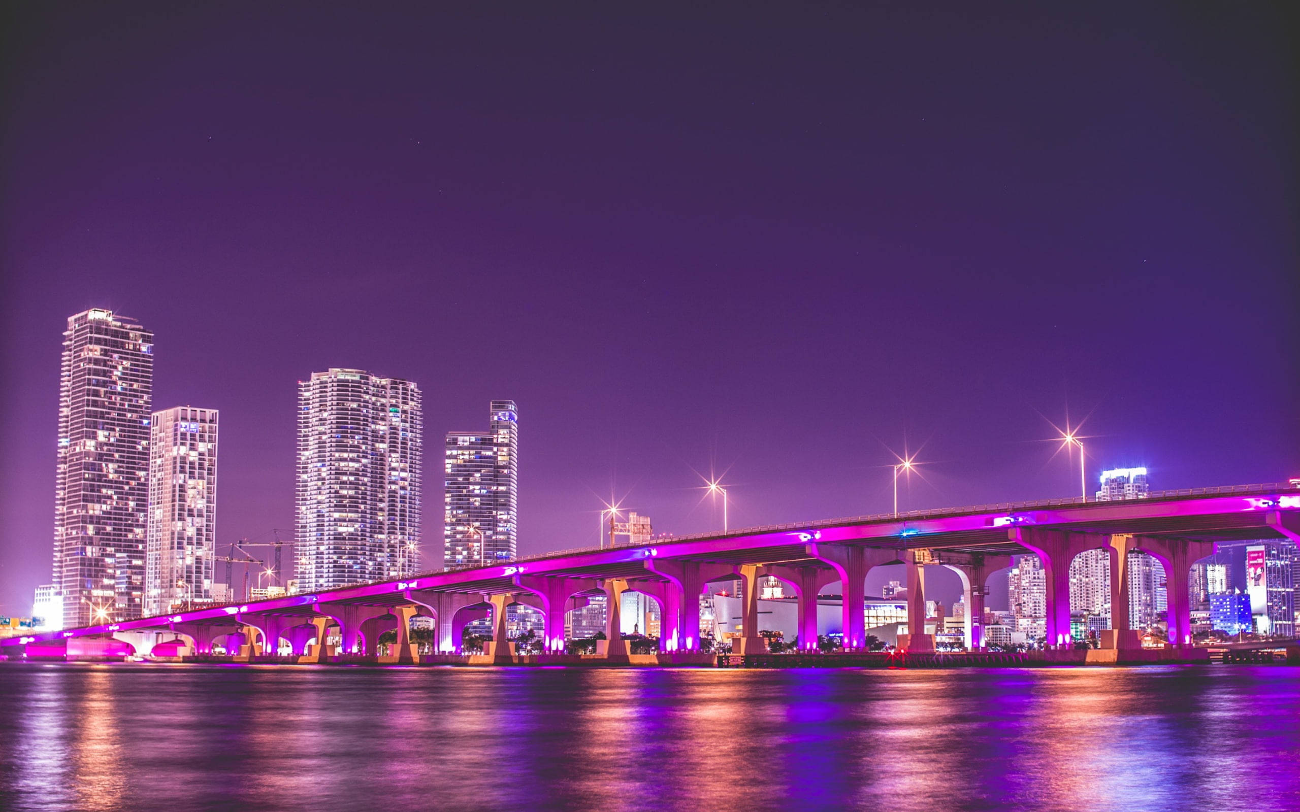 สะพานสีม่วงสไตล์ Tumblr สำหรับแล็ปท็อป วอลเปเปอร์