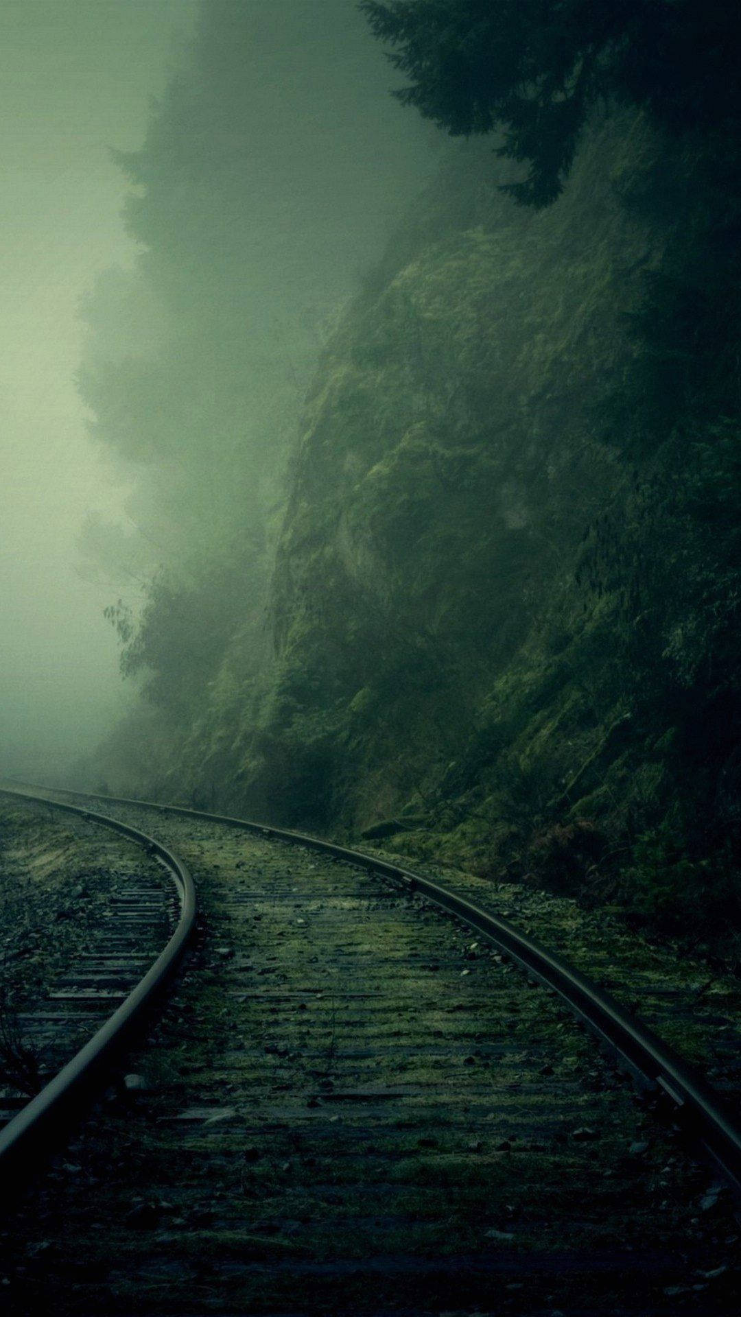 การเดินทางสุดพิศวงบนเส้นทางรถไฟปริศนา วอลเปเปอร์
