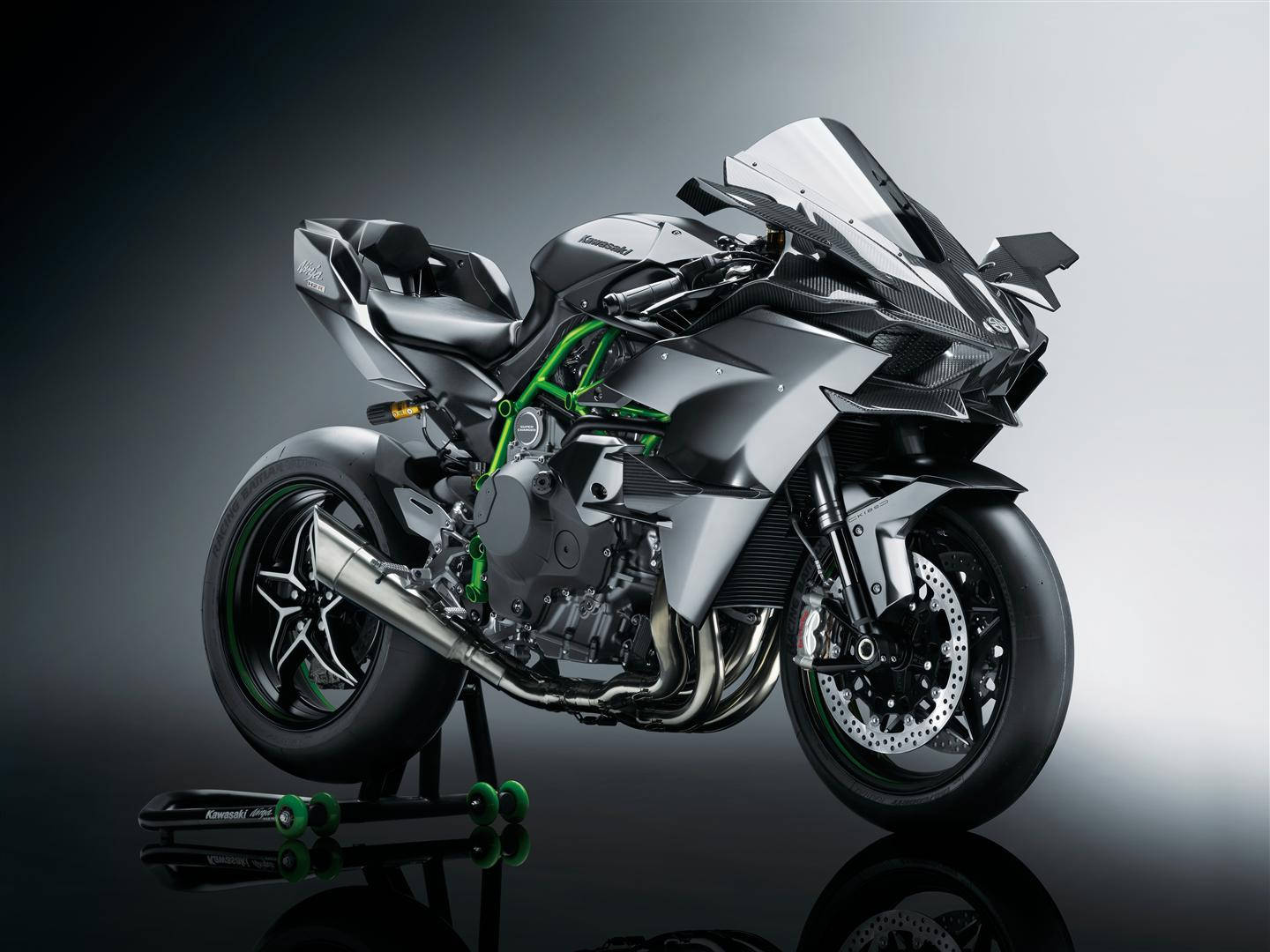 คาวาซากิ H2r สีดำสุดล้ำยุค วอลเปเปอร์