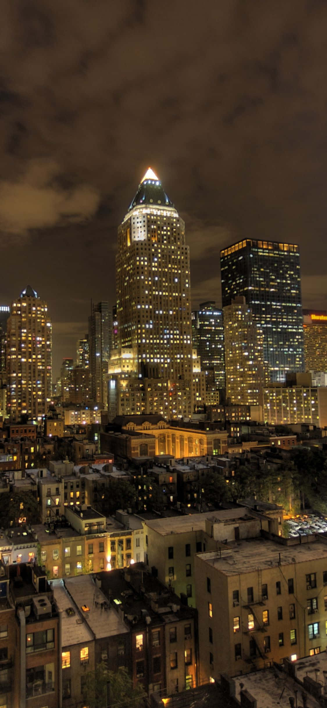 ค้นพบเมืองที่ไม่เคยหลับด้วย iPhone XS วอลเปเปอร์