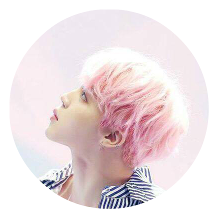 ชายผมสีชมพูเงยหน้ามองขึ้น วอลเปเปอร์